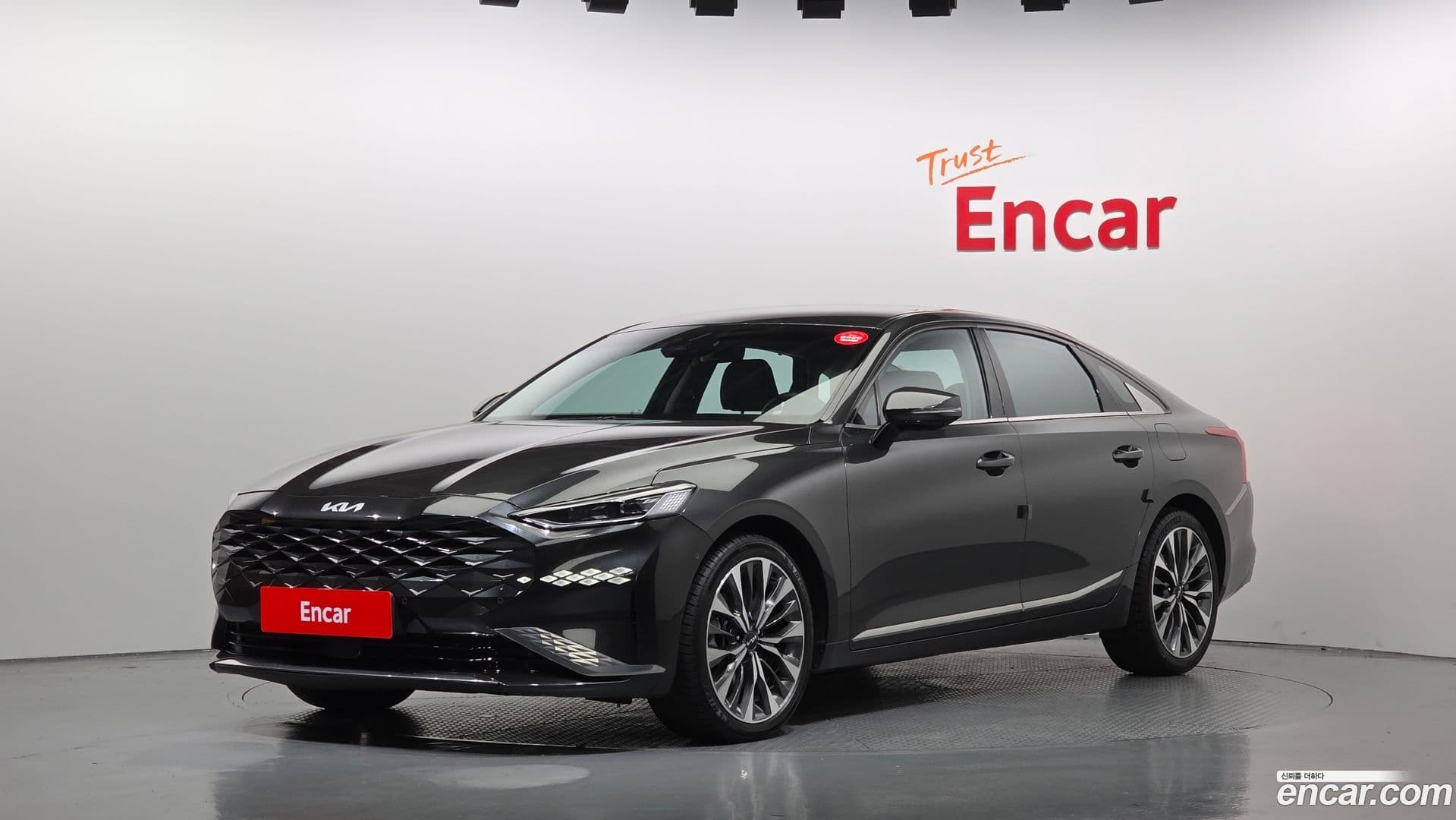 Main__Slider__Photo:K8 Kia 2022.9-0