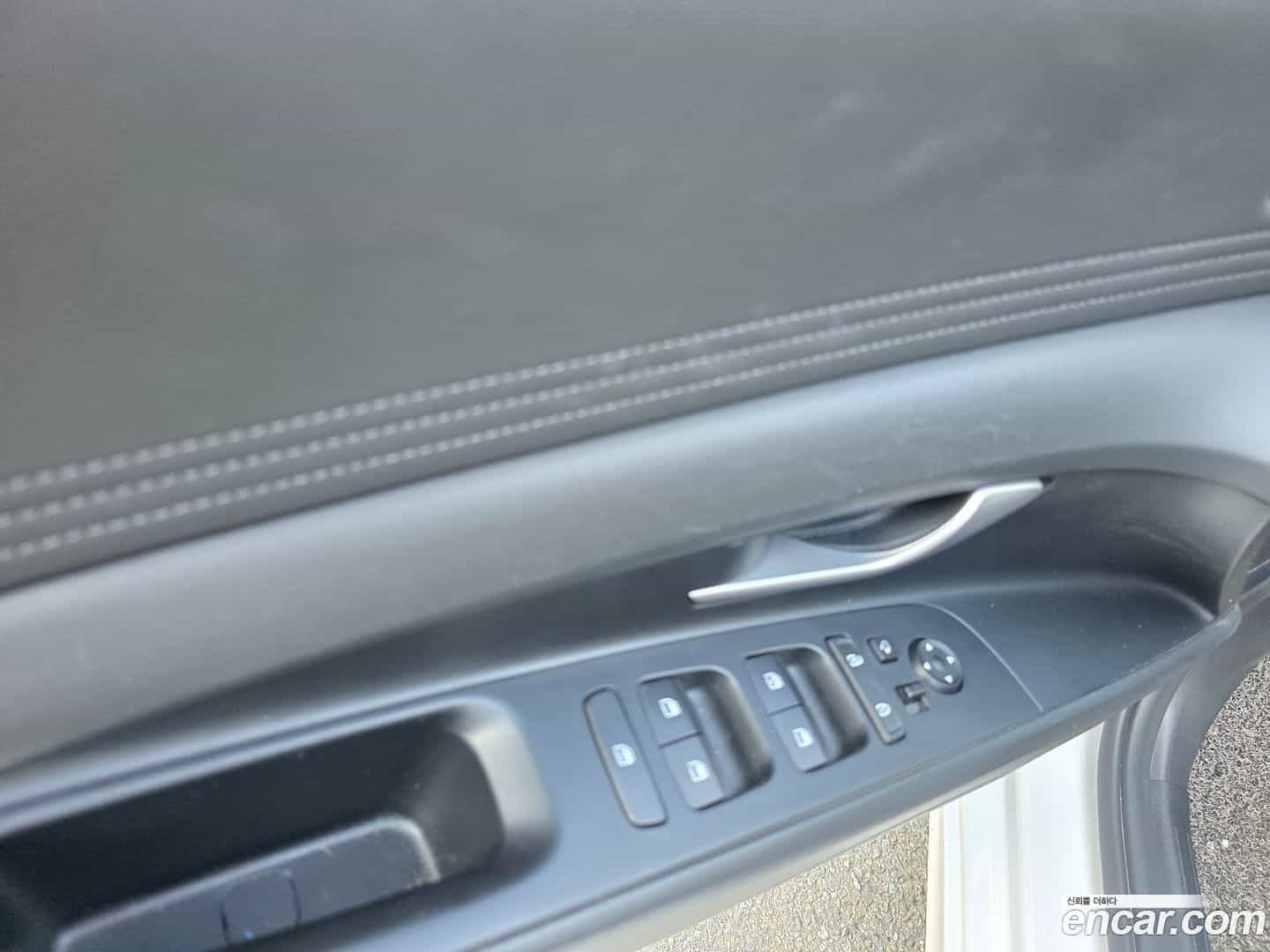 AVANTE Hyundai 2021.10-OPTION-19