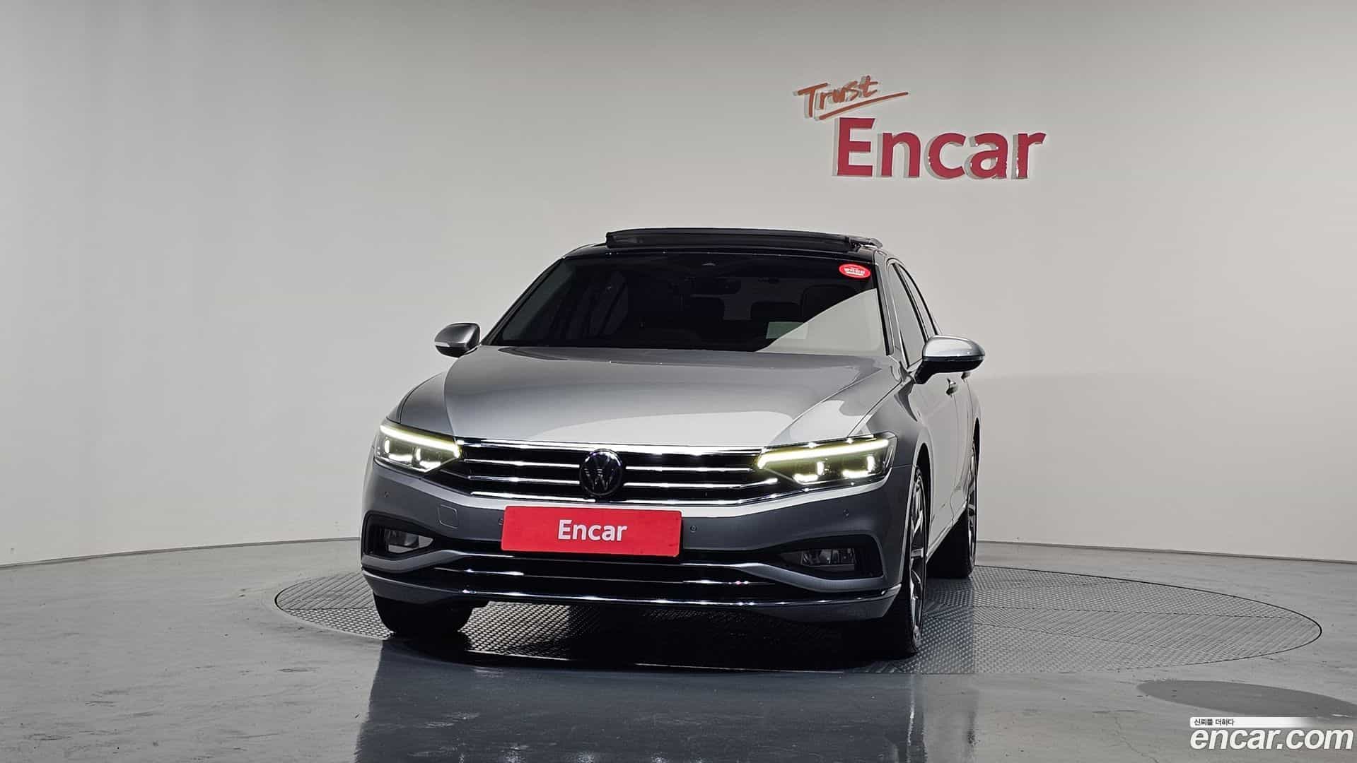 Passat Volkswagen 2021.11-OUTER-003