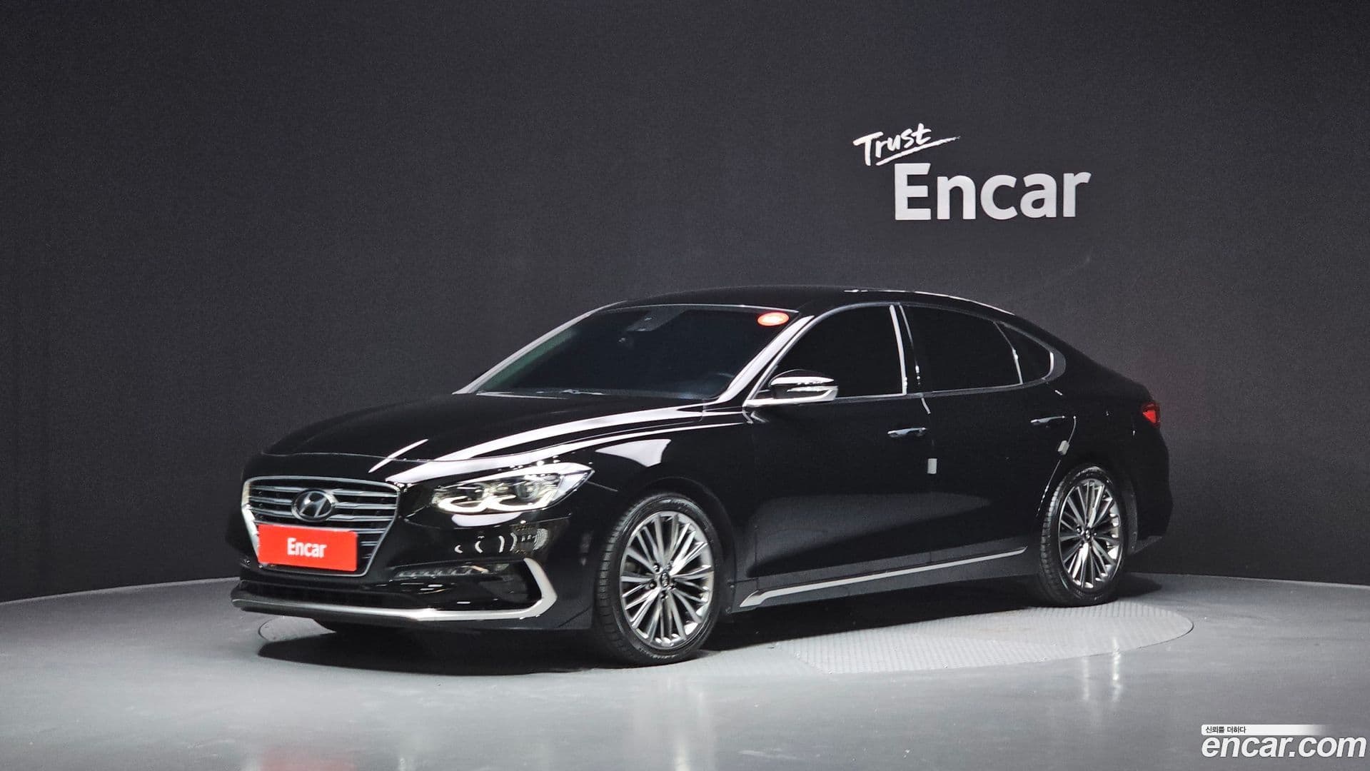 Main__Slider__Photo:Grandeur Hyundai 2019.2-0