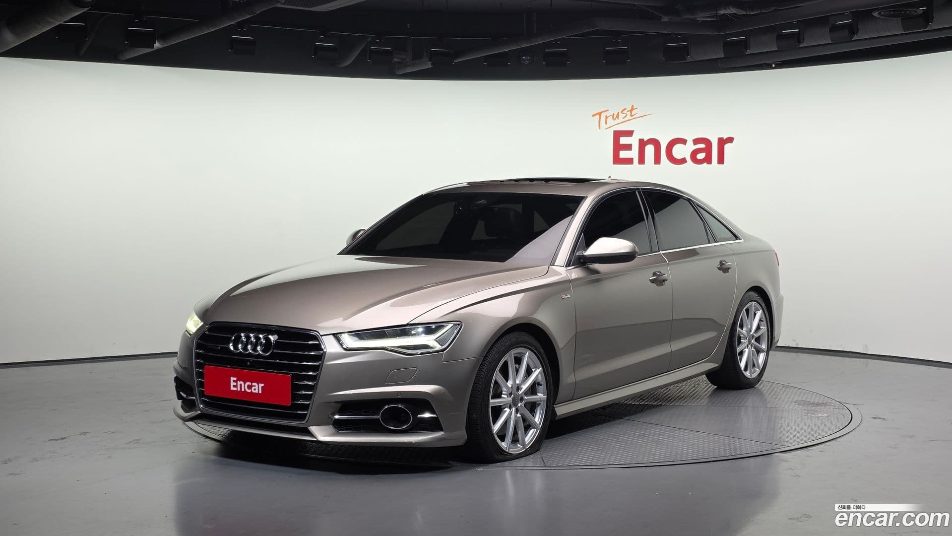 Main__Slider__Photo:A6 Audi 2016.5-0