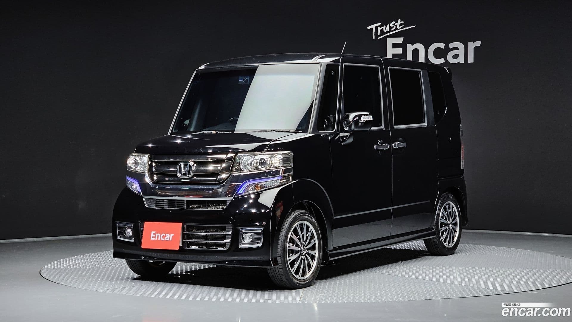 Main__Slider__Photo:N-BOX Honda 2015.9-0
