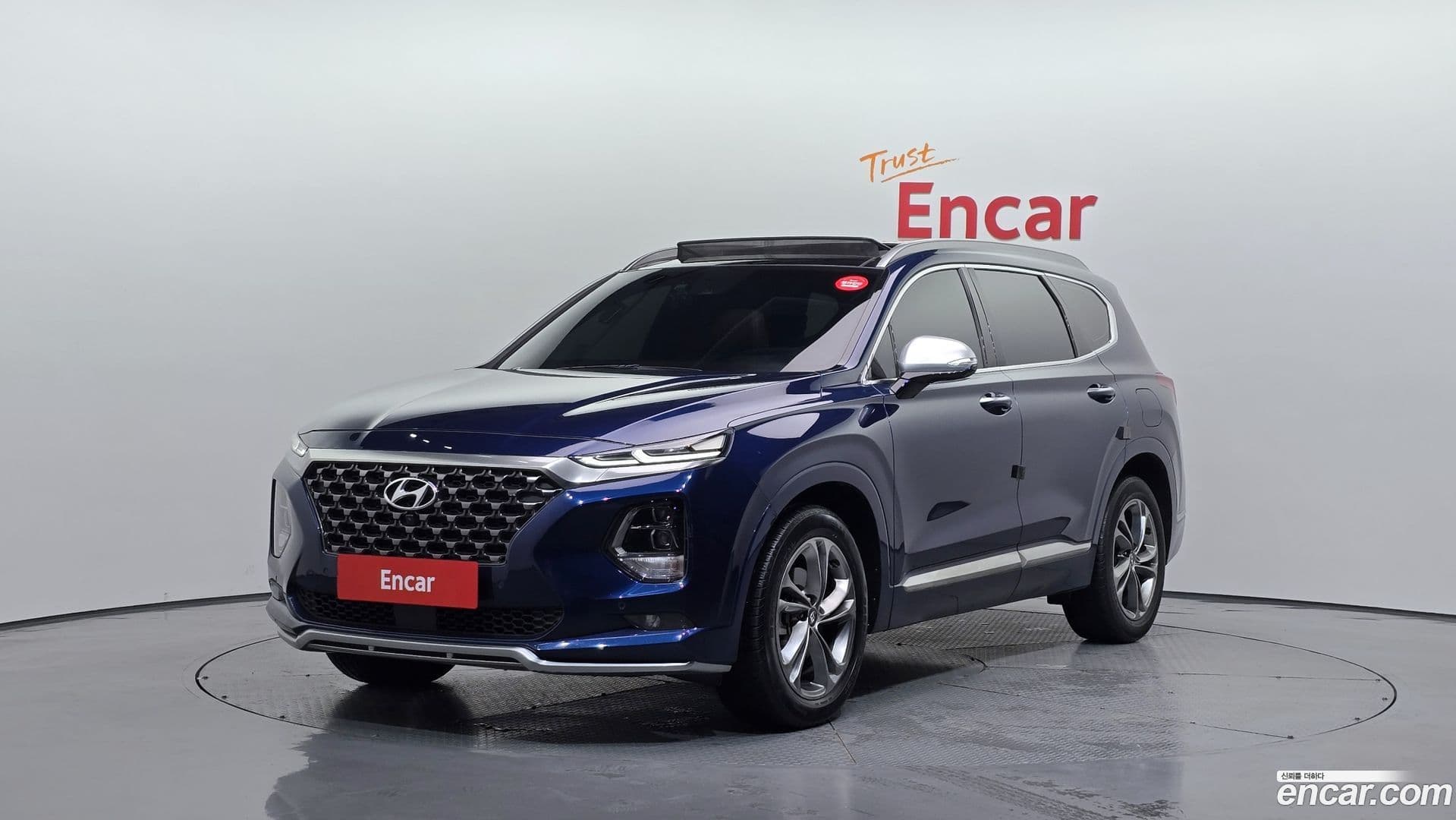 Main__Slider__Photo:Santafe Hyundai 2018.6-0