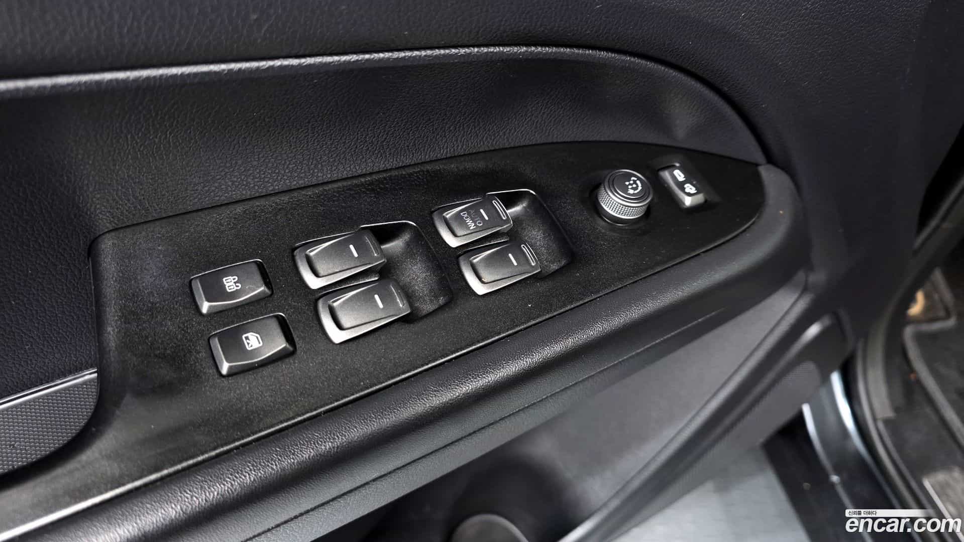 Rexton KG Mobility 2021.10-OPTION-015