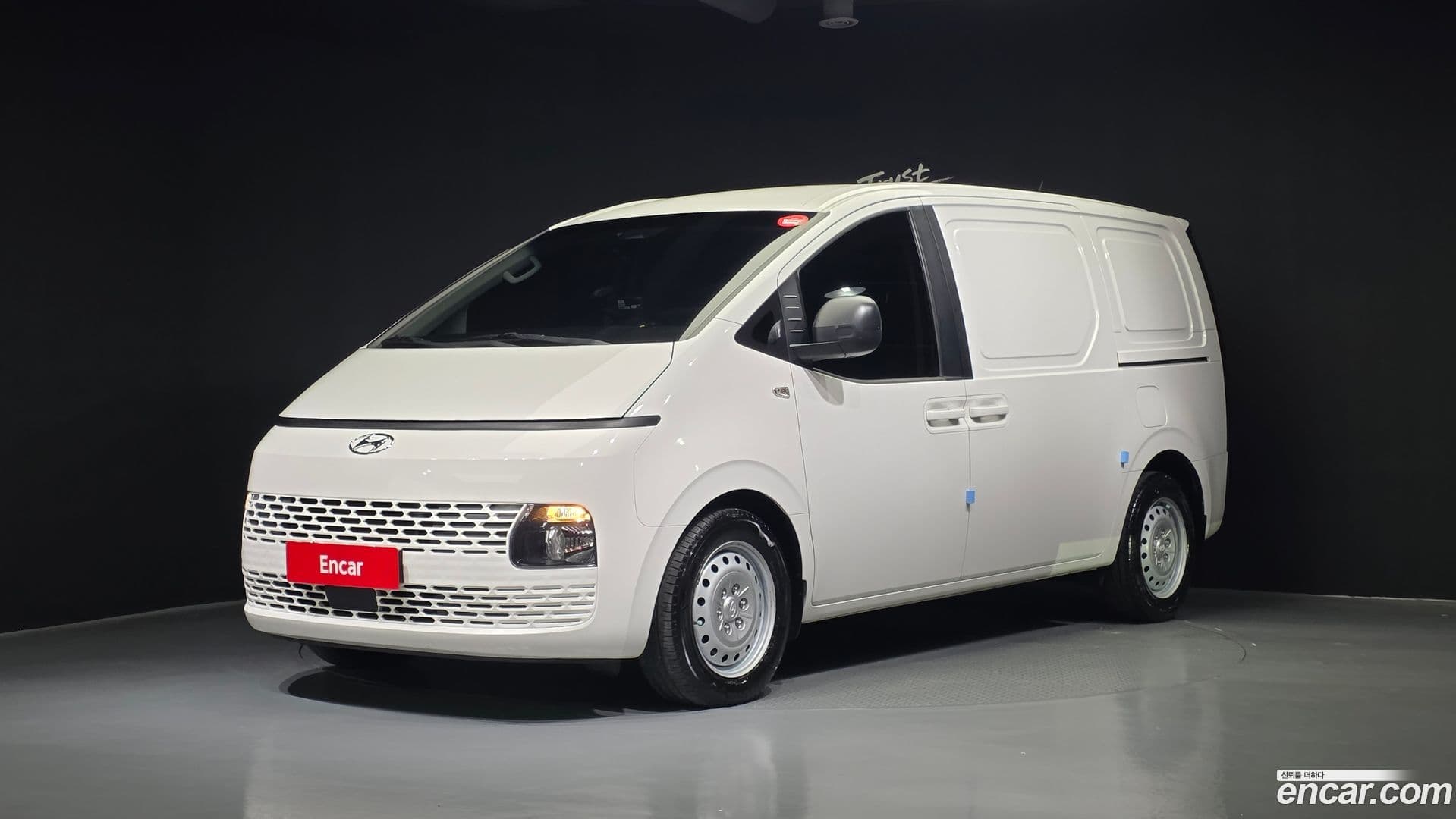 Main__Slider__Photo:Staria Hyundai 2021.7-0