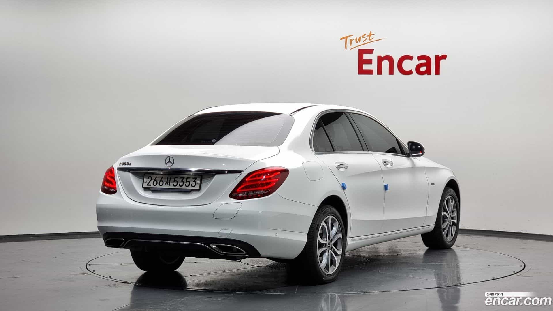 C-Class Mercedes-Benz 2018.11-OUTER-002