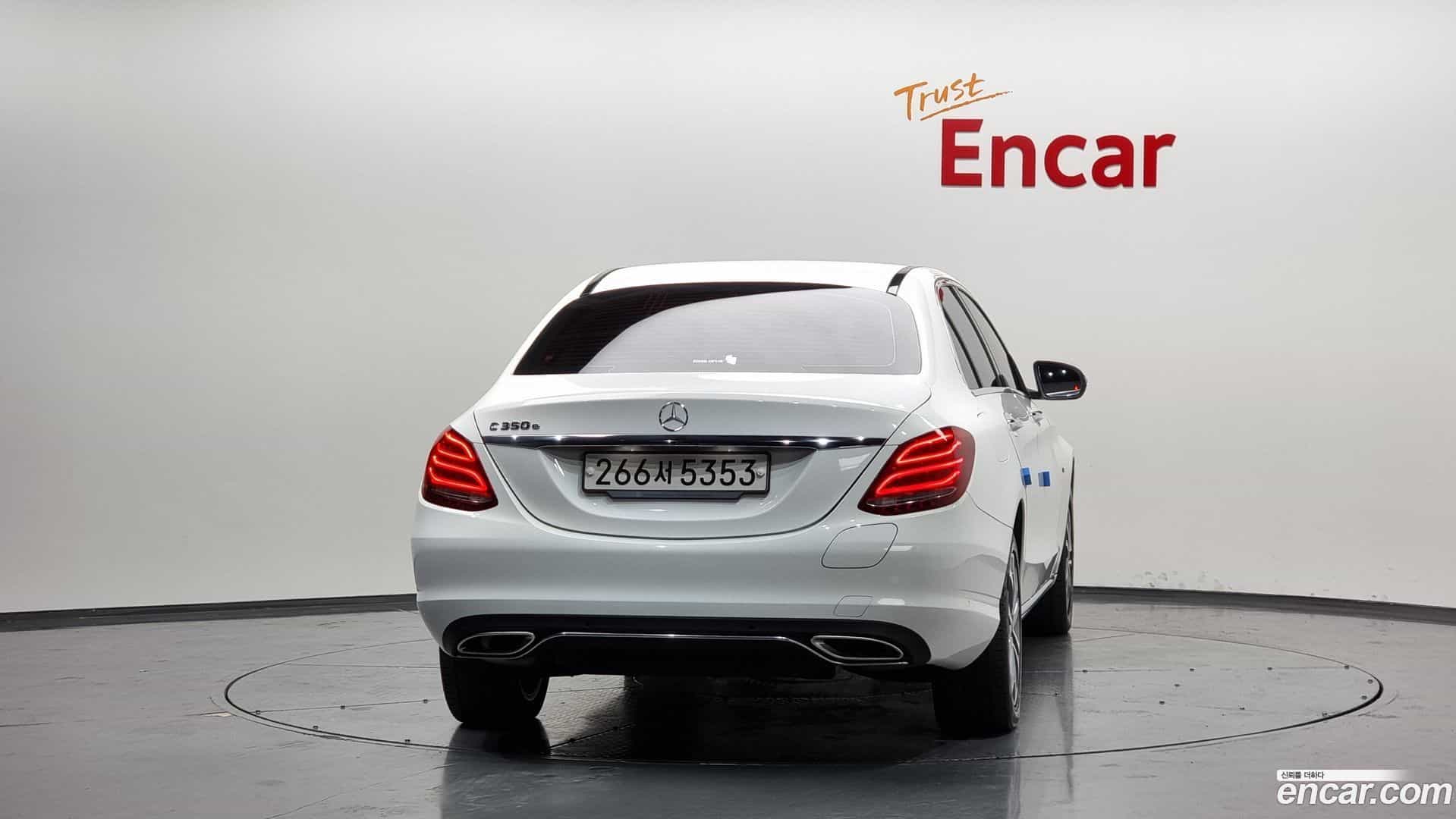 C-Class Mercedes-Benz 2018.11-OUTER-004