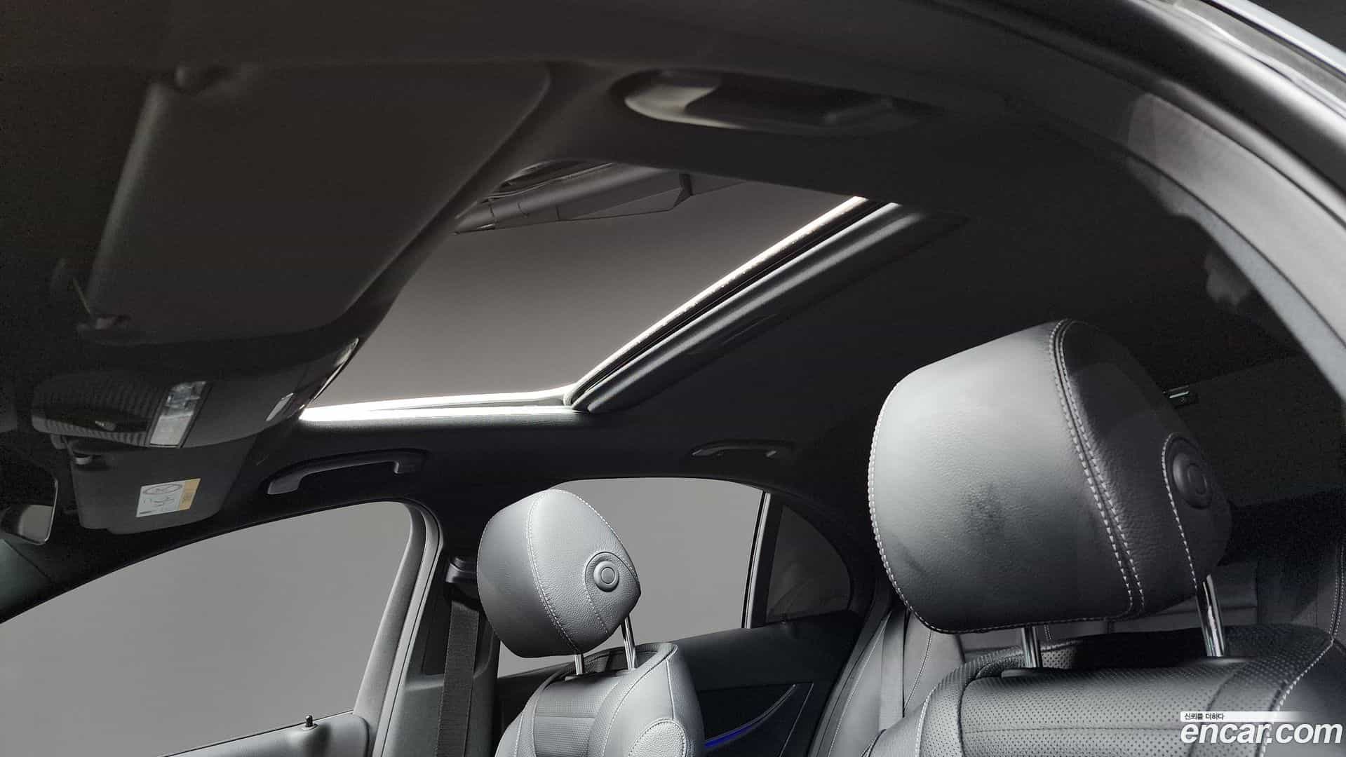 E-Class Mercedes-Benz 2023.10-OPTION-21