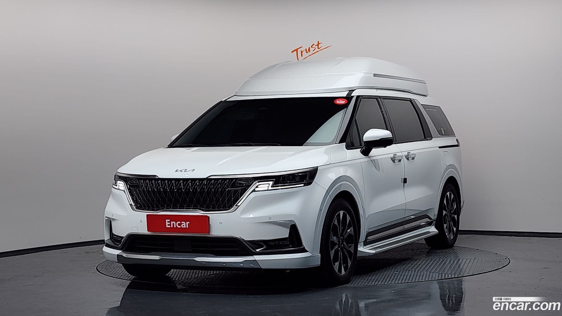 Main__Slider__Photo:Canival Kia 2022.2-0