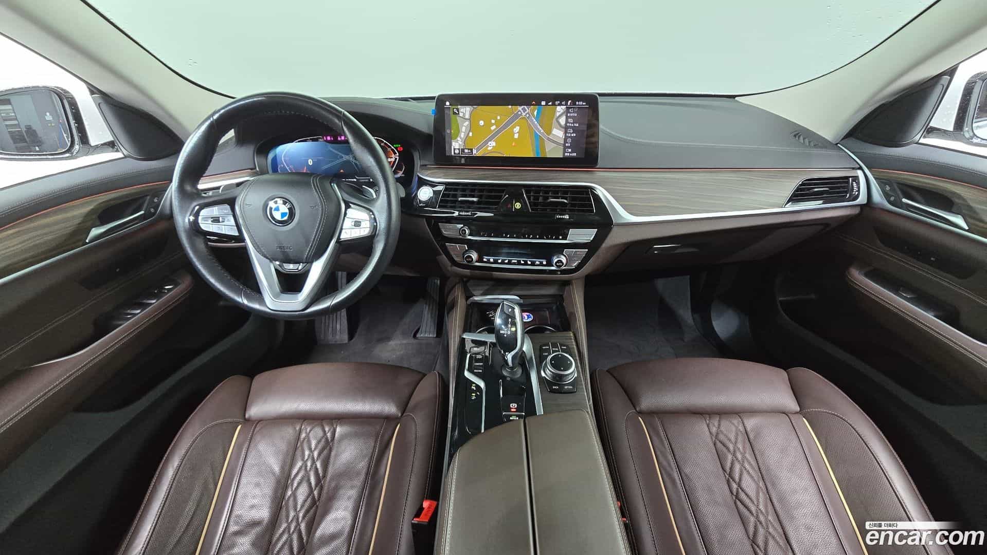Gran Turismo BMW 2022.4-INNER-007