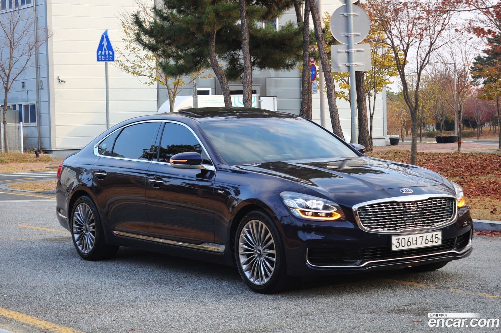 Main__Slider__Photo:K9 Kia 2019.9-0