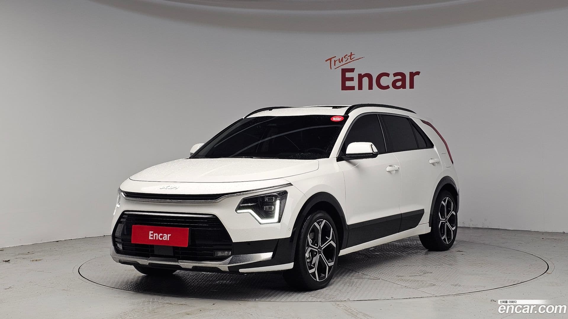 Main__Slider__Photo:Niro Kia 2023.10-0