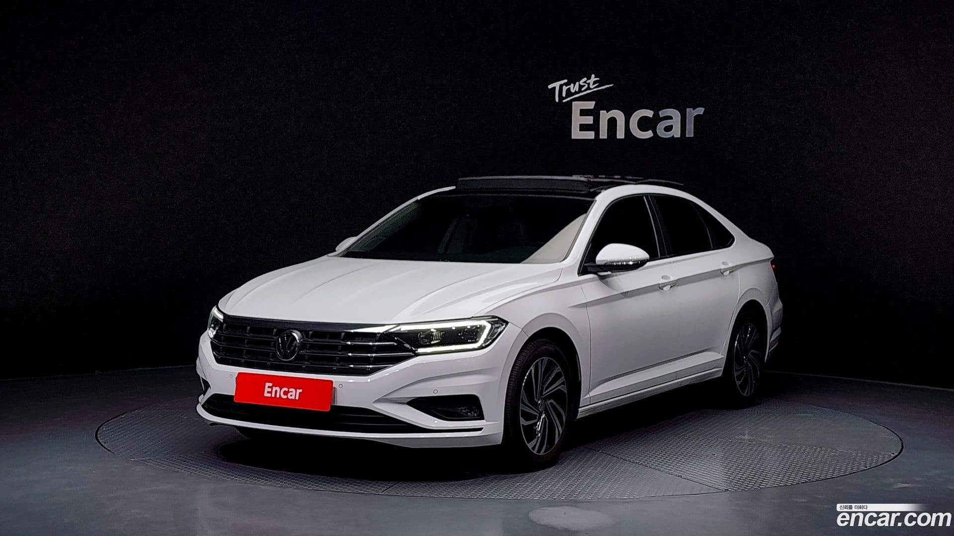 Main__Slider__Photo:Jetta Volkswagen 2020.10-0