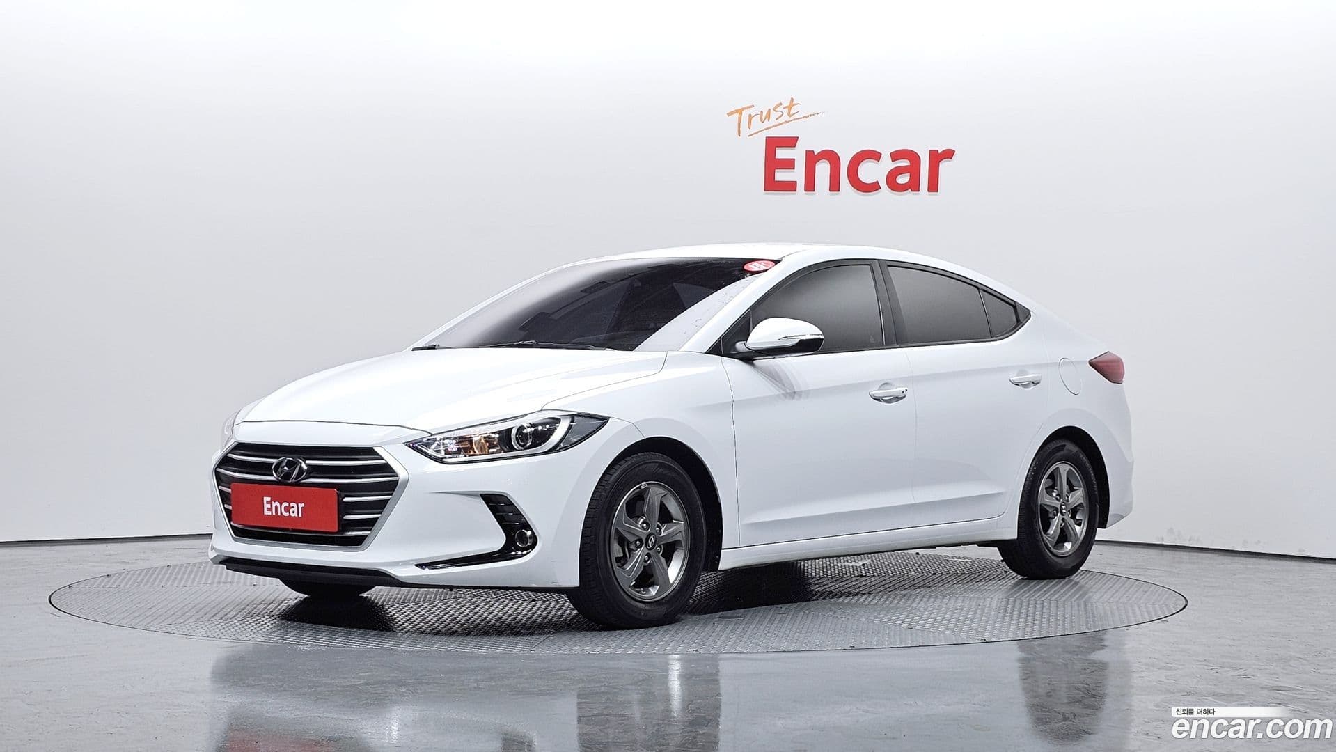 Main__Slider__Photo:AVANTE Hyundai 2018.0-0