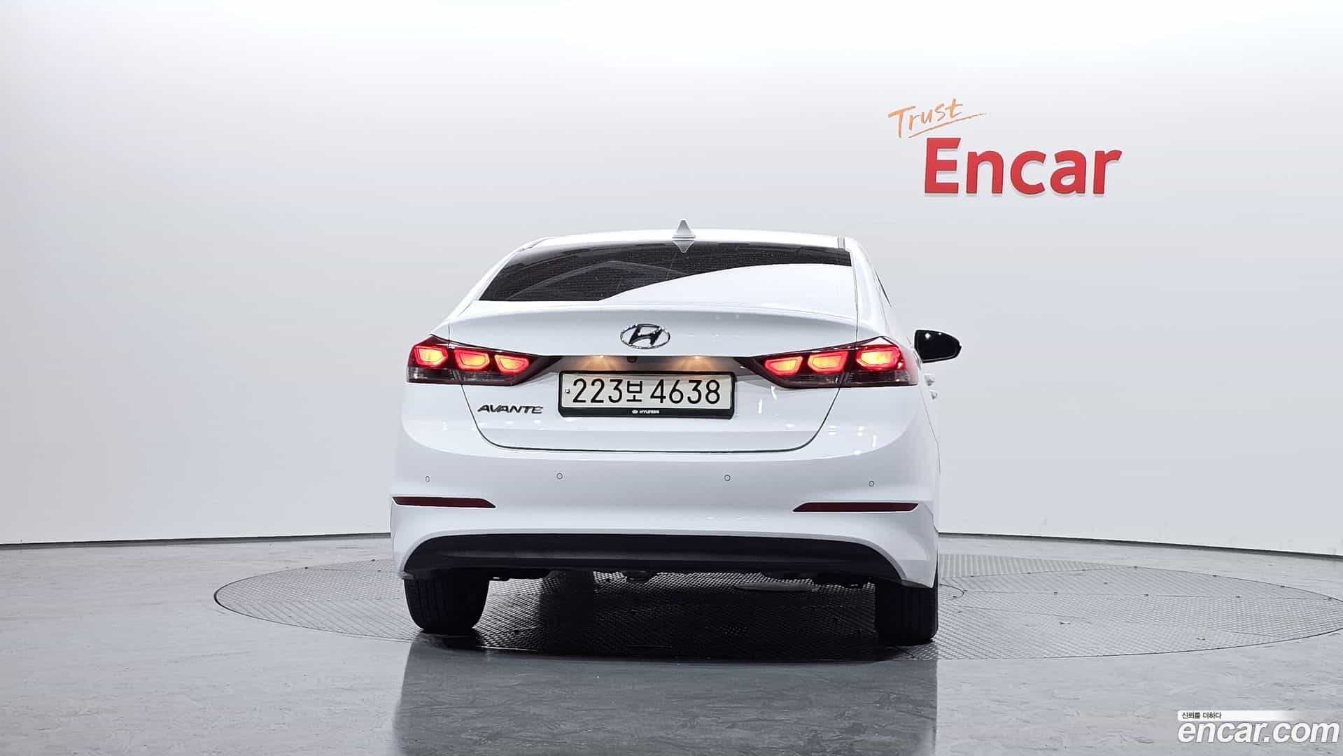 AVANTE Hyundai 2018.0-OUTER-4