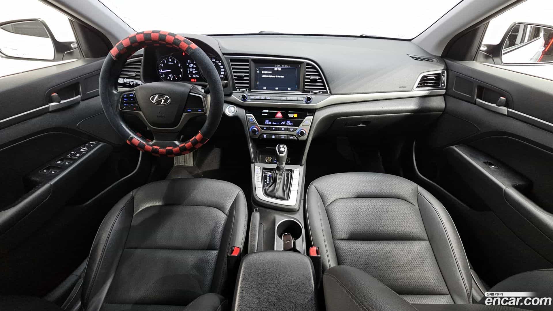 AVANTE Hyundai 2018.0-INNER-7