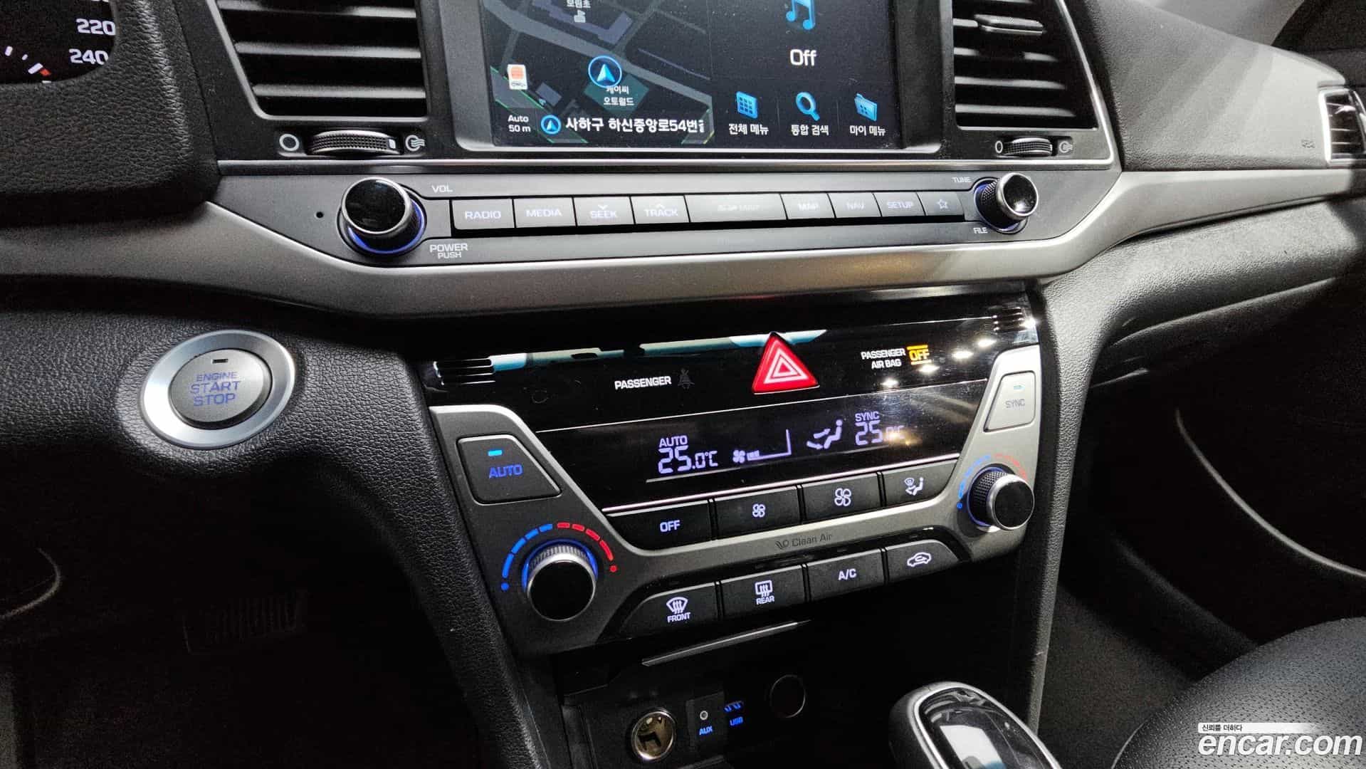 AVANTE Hyundai 2018.0-OPTION-19