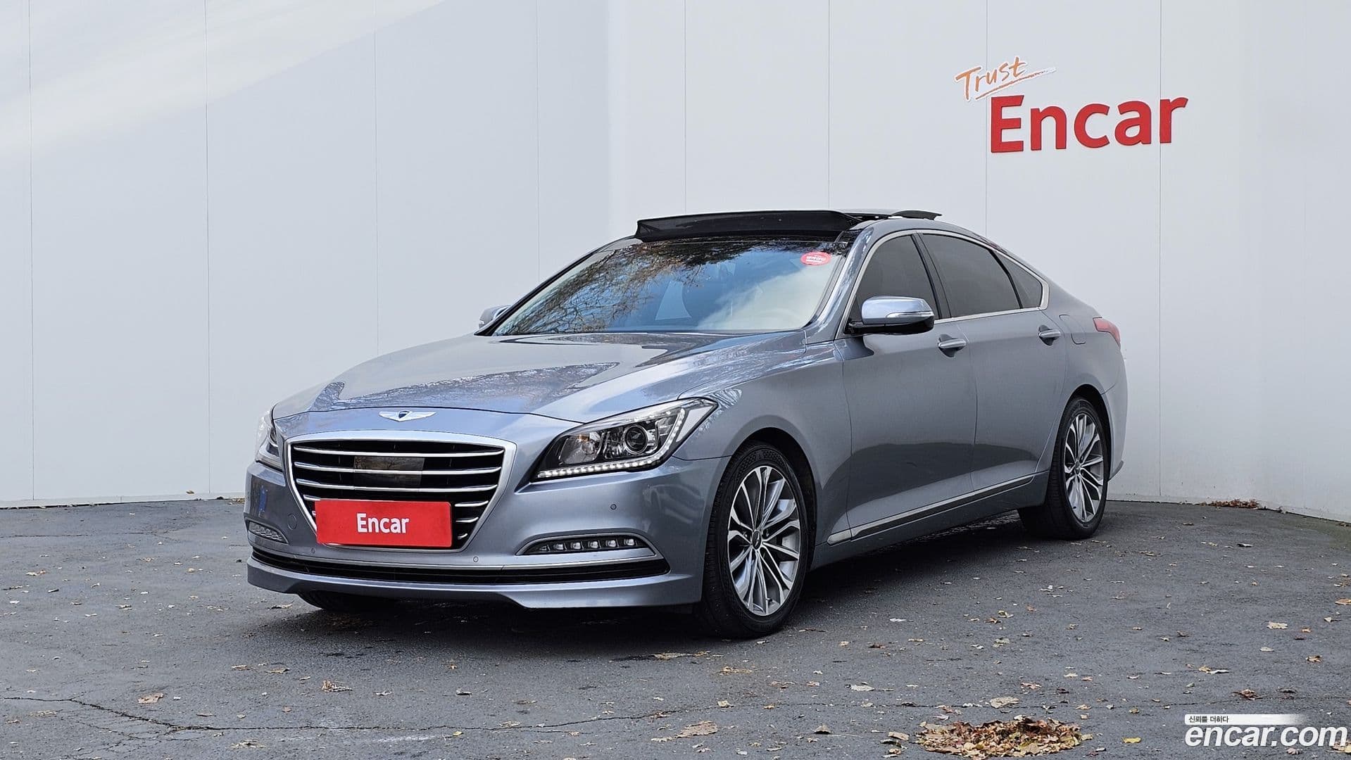 Main__Slider__Photo:Genesis Hyundai 2014.6-0