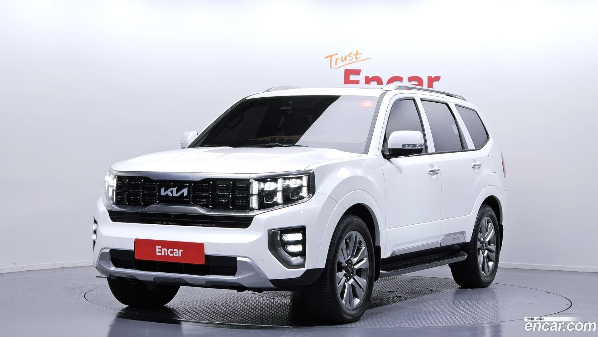 Main__Slider__Photo:Mohave Kia 2022.5-0
