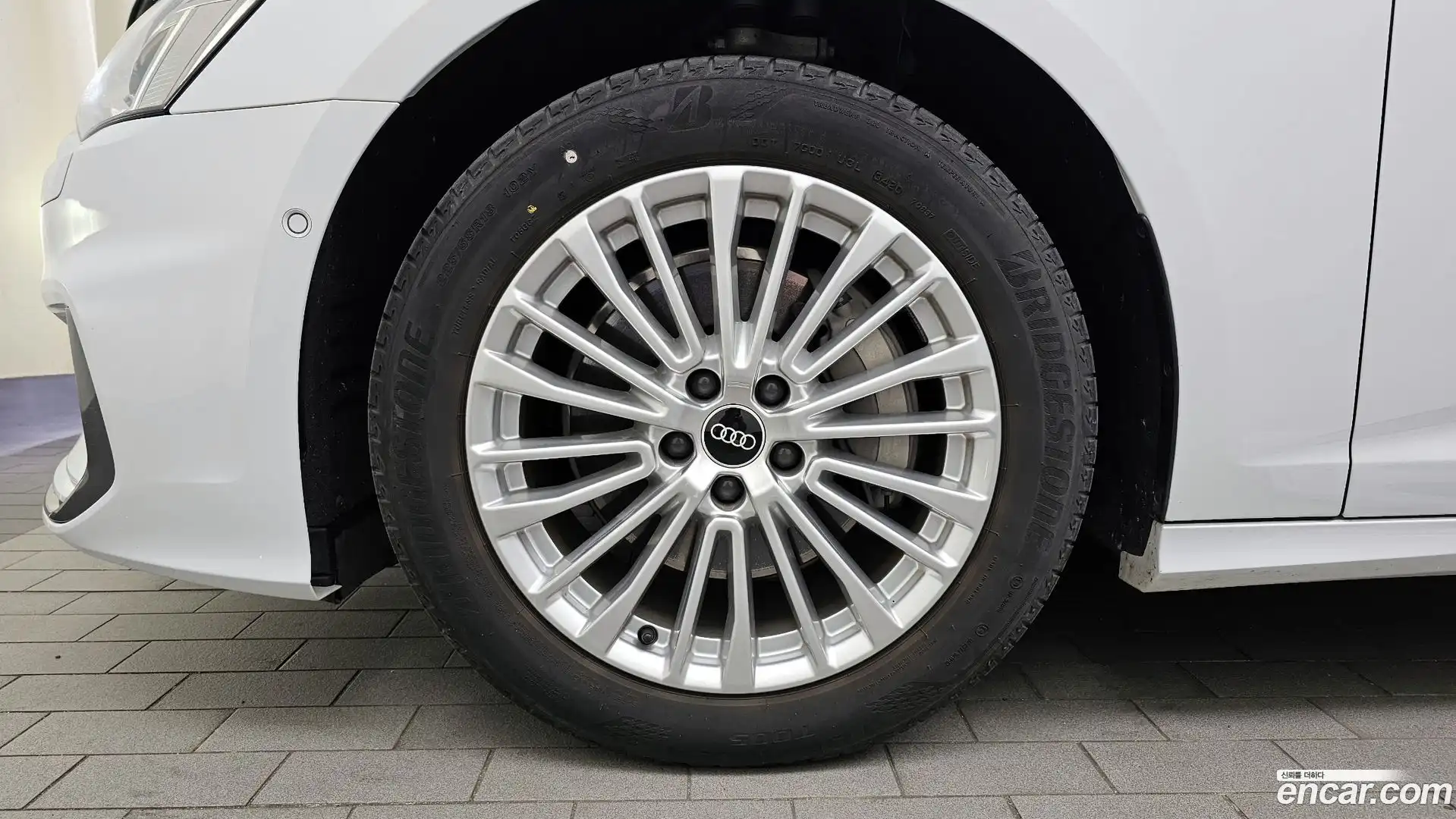 A6 Audi 2021.1-OUTER-005