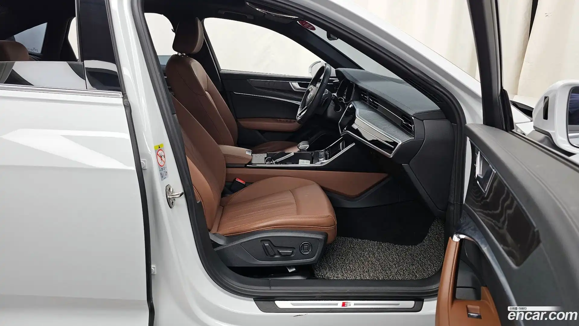A6 Audi 2021.1-OPTION-015
