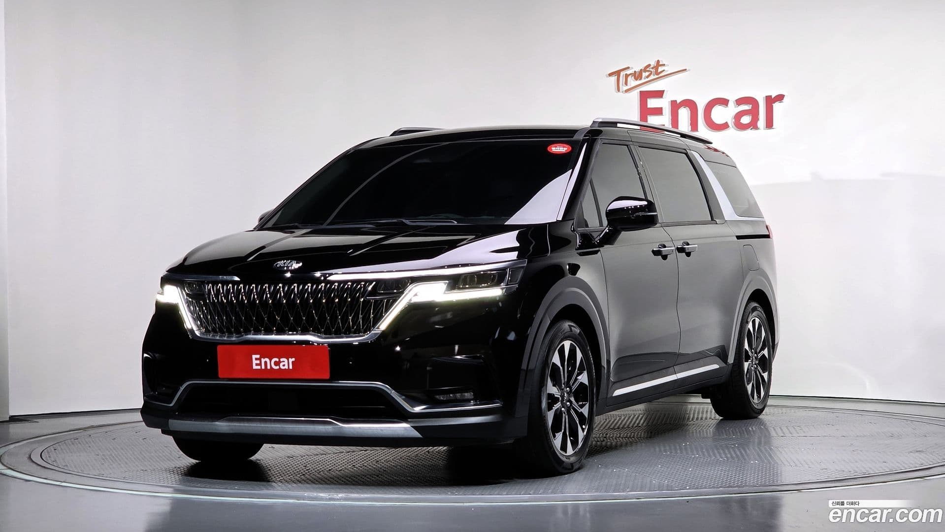 Main__Slider__Photo:Canival Kia 2021.0-0