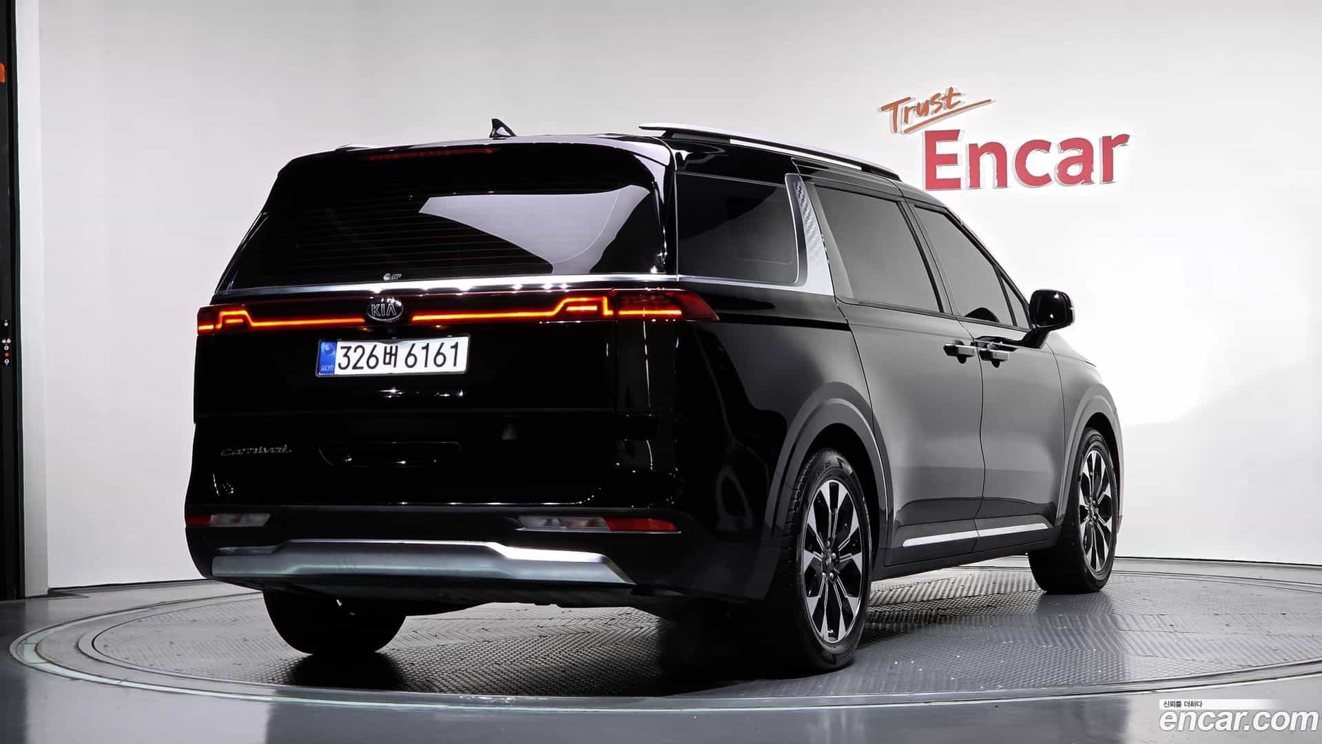 Canival Kia 2021.0-OUTER-2