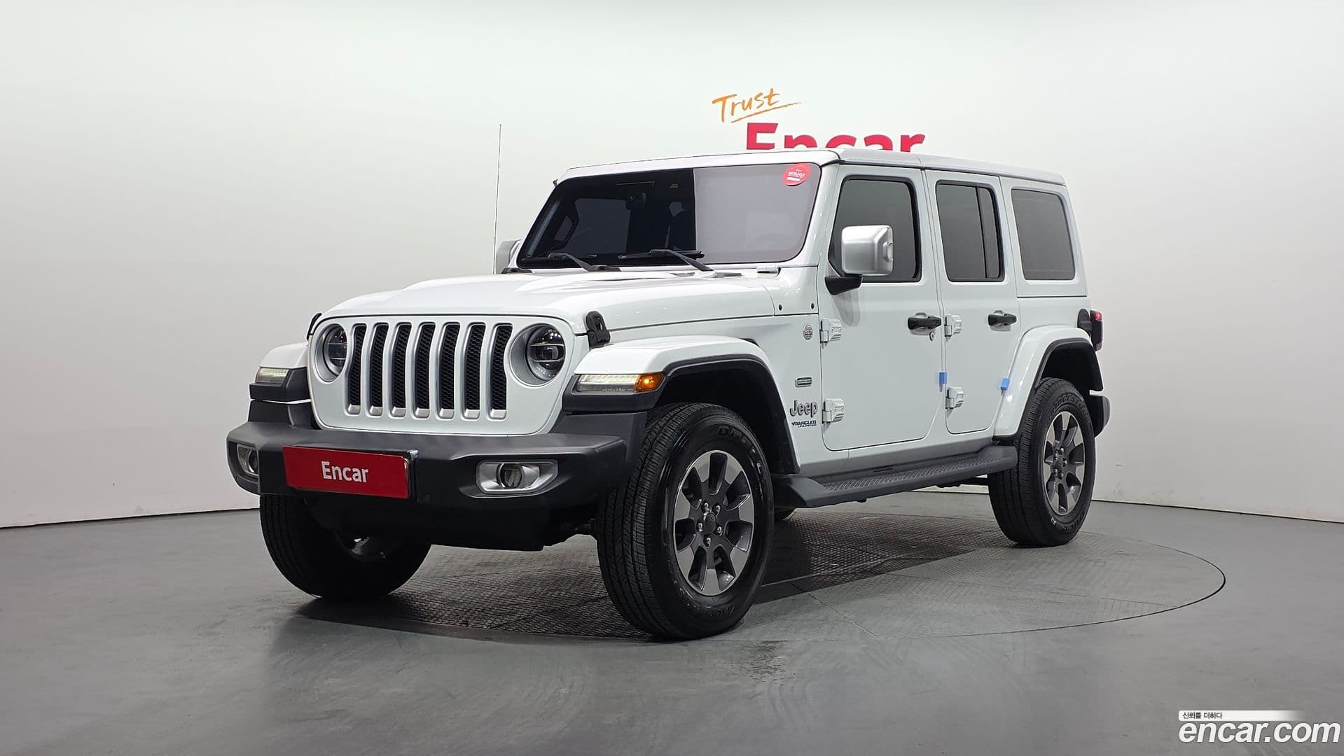 Main__Slider__Photo:Wrangler Jeep 2019.6-0