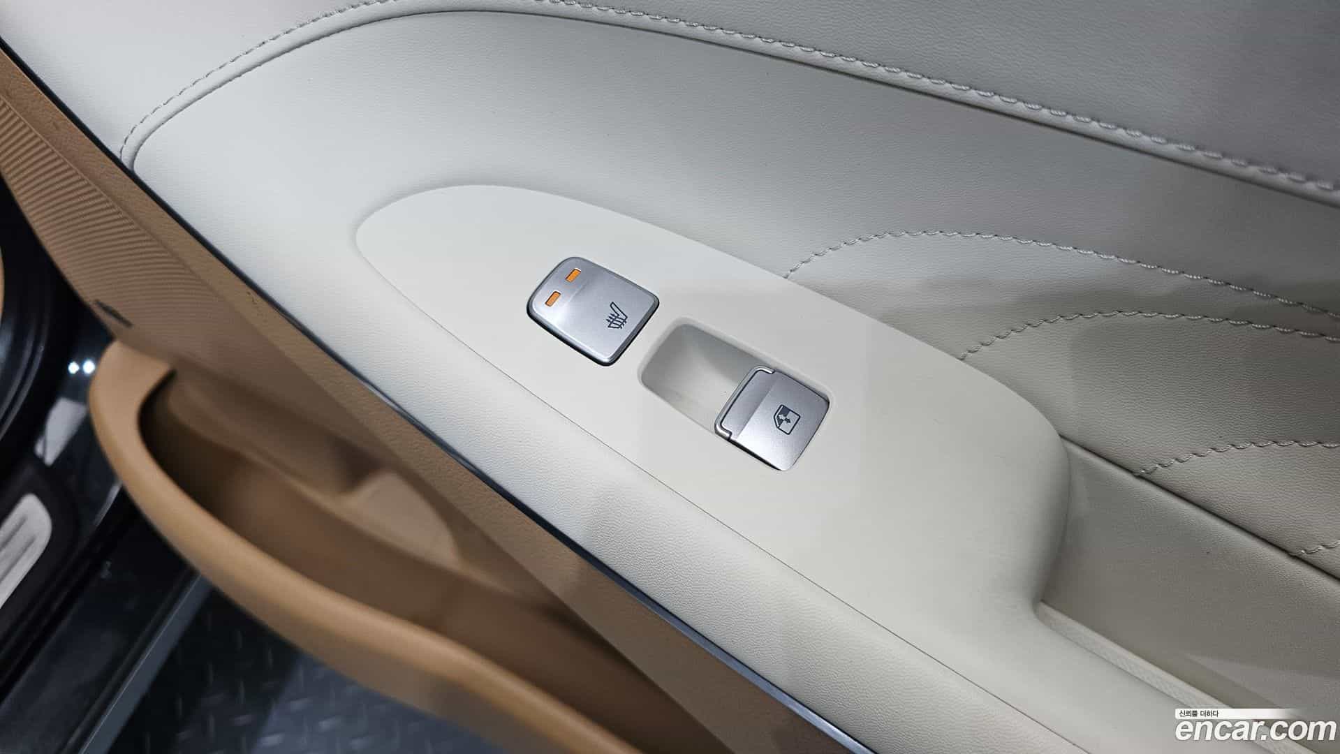 Grandeur Hyundai 2021.5-OPTION-23