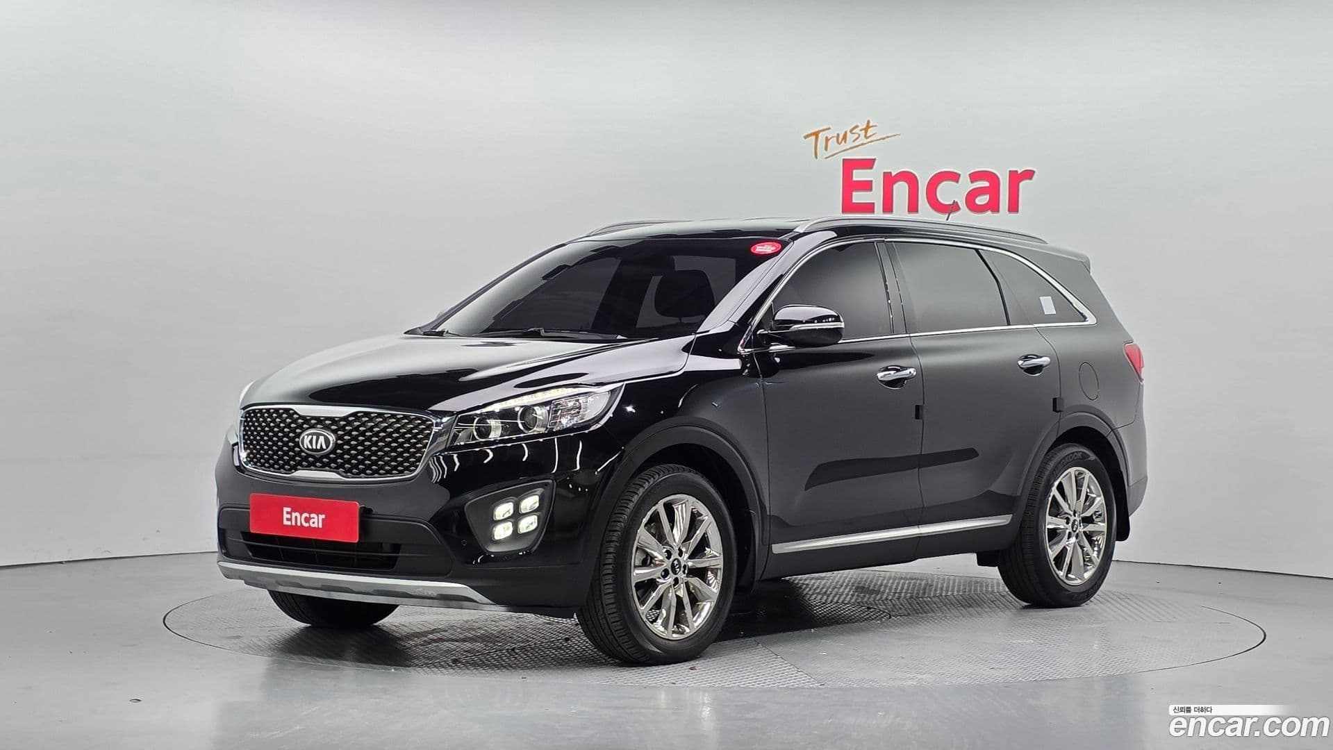 Main__Slider__Photo:Sorento Kia 2016.4-0