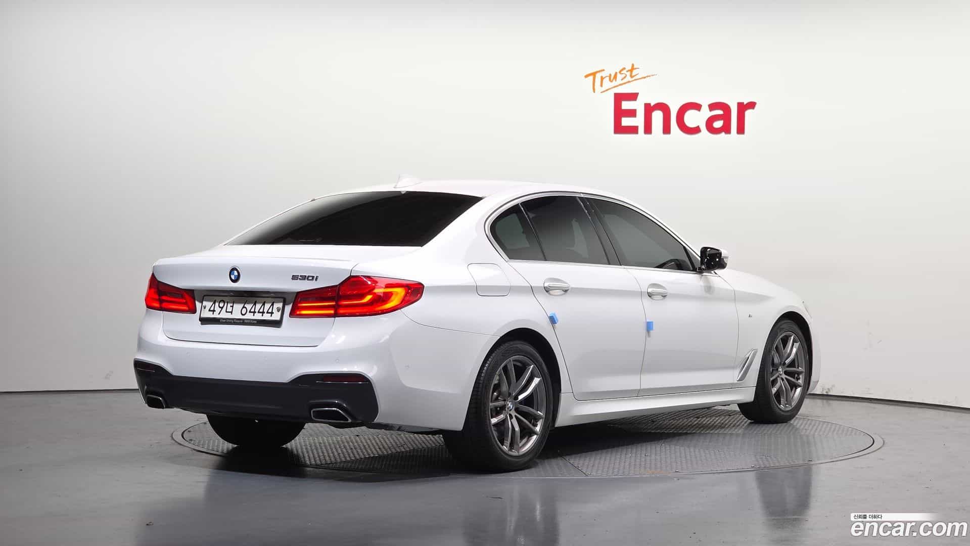 5-Series BMW 2017.11-OUTER-2