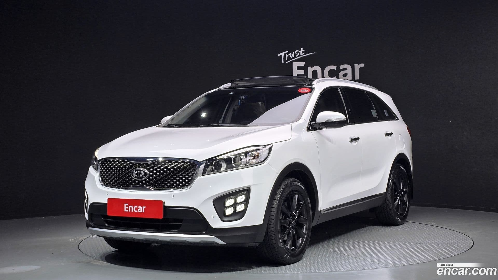Main__Slider__Photo:Sorento Kia 2016.1-0