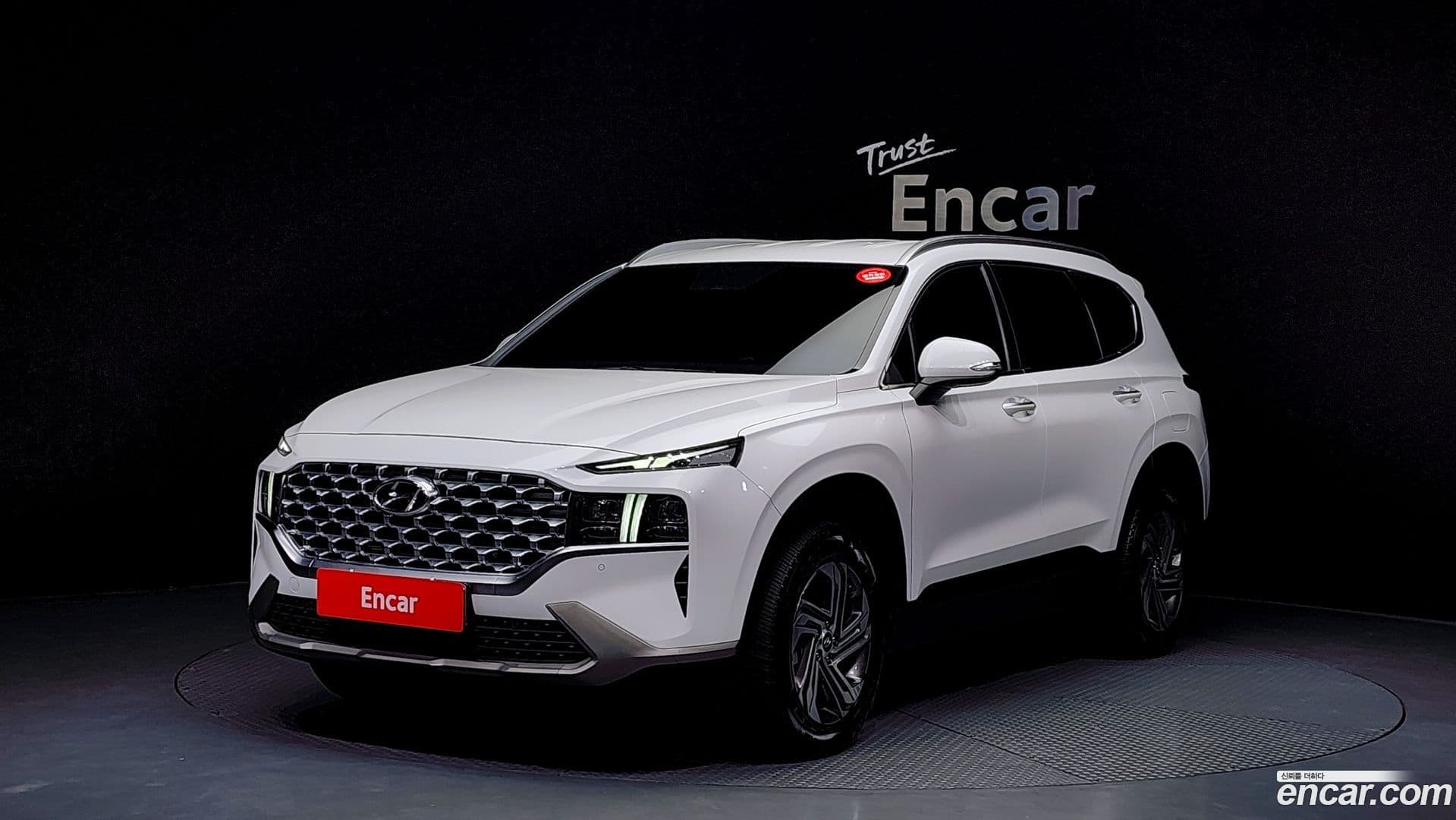 Main__Slider__Photo:Santafe Hyundai 2020.9-0