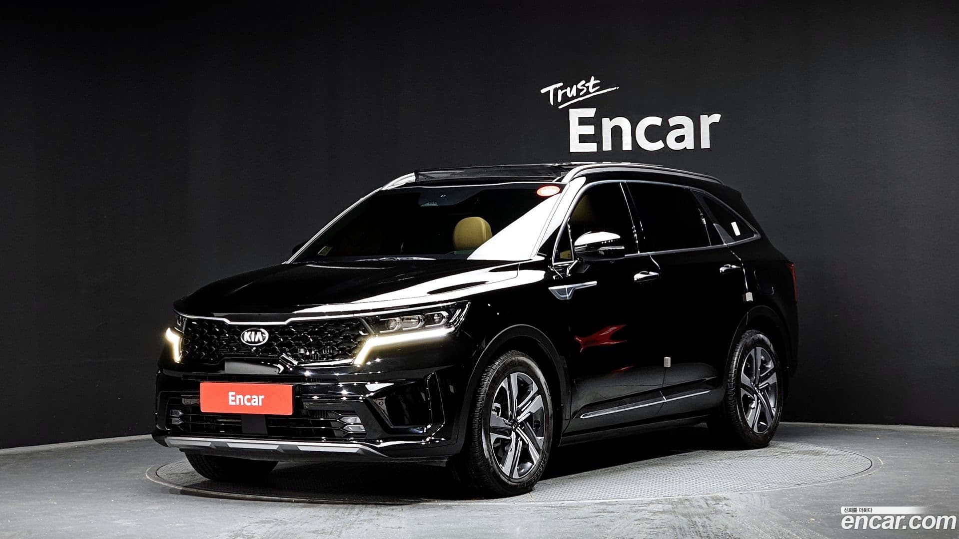 Main__Slider__Photo:Sorento Kia 2020.7-0