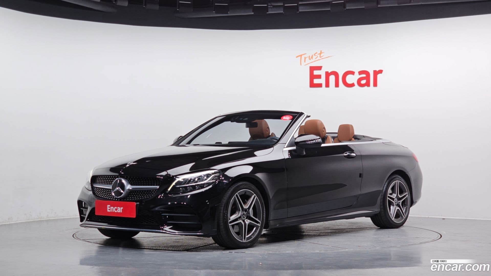 Main__Slider__Photo:C-Class Mercedes-Benz 2019.9-0