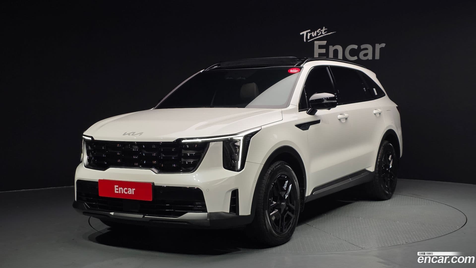 Main__Slider__Photo:Sorento Kia 2023.10-0