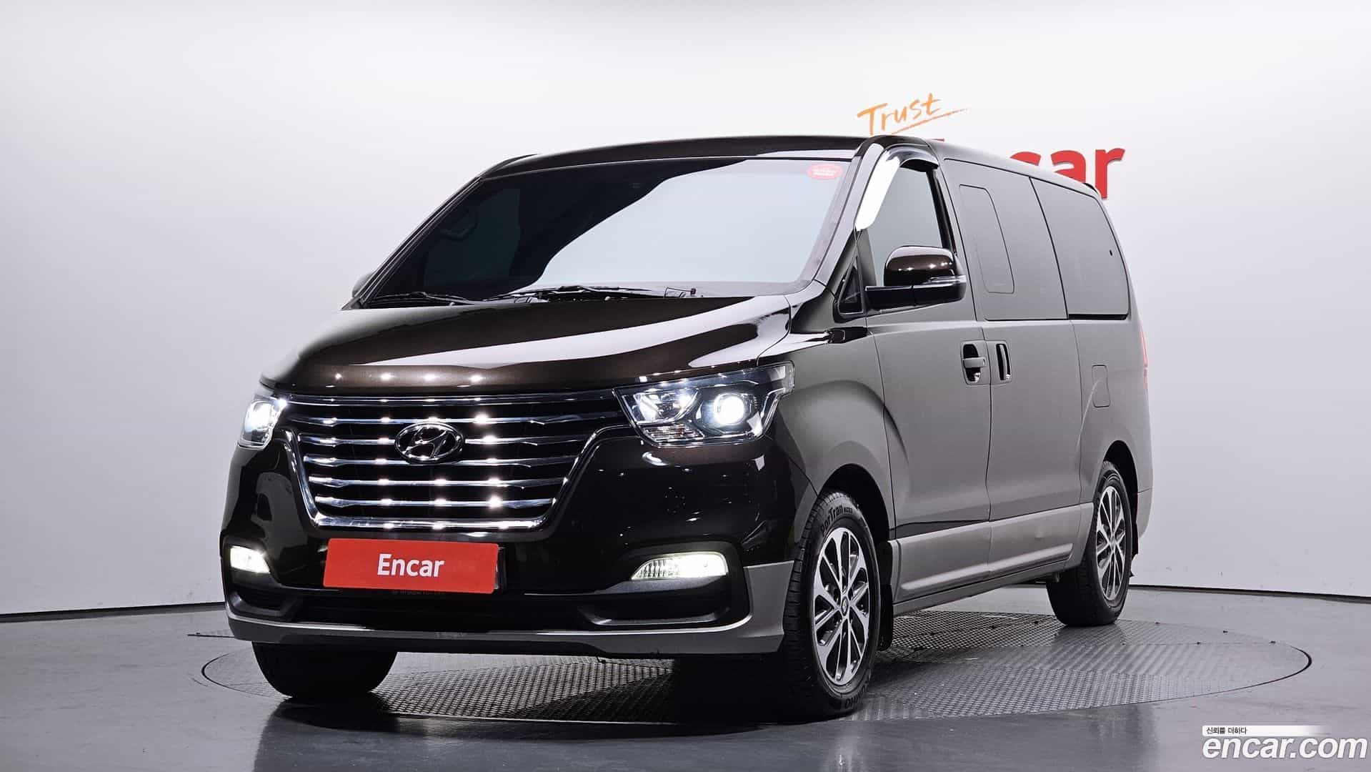 Starex Hyundai 2018.5-OUTER-001