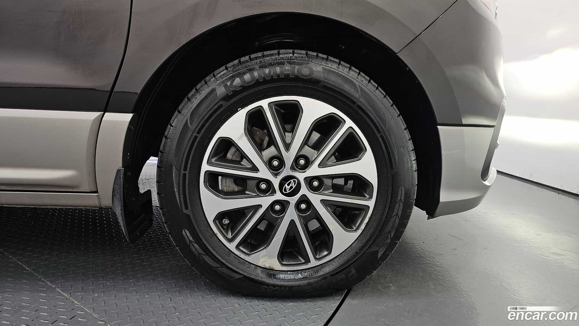 Starex Hyundai 2018.5-OUTER-005