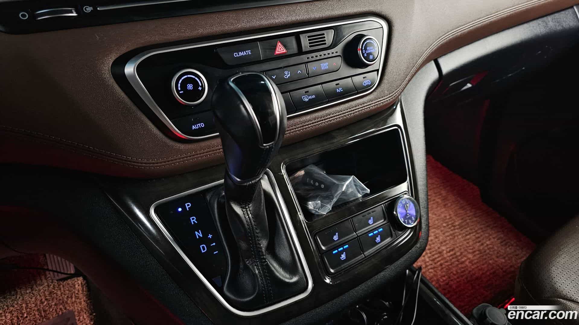 Starex Hyundai 2018.5-INNER-009