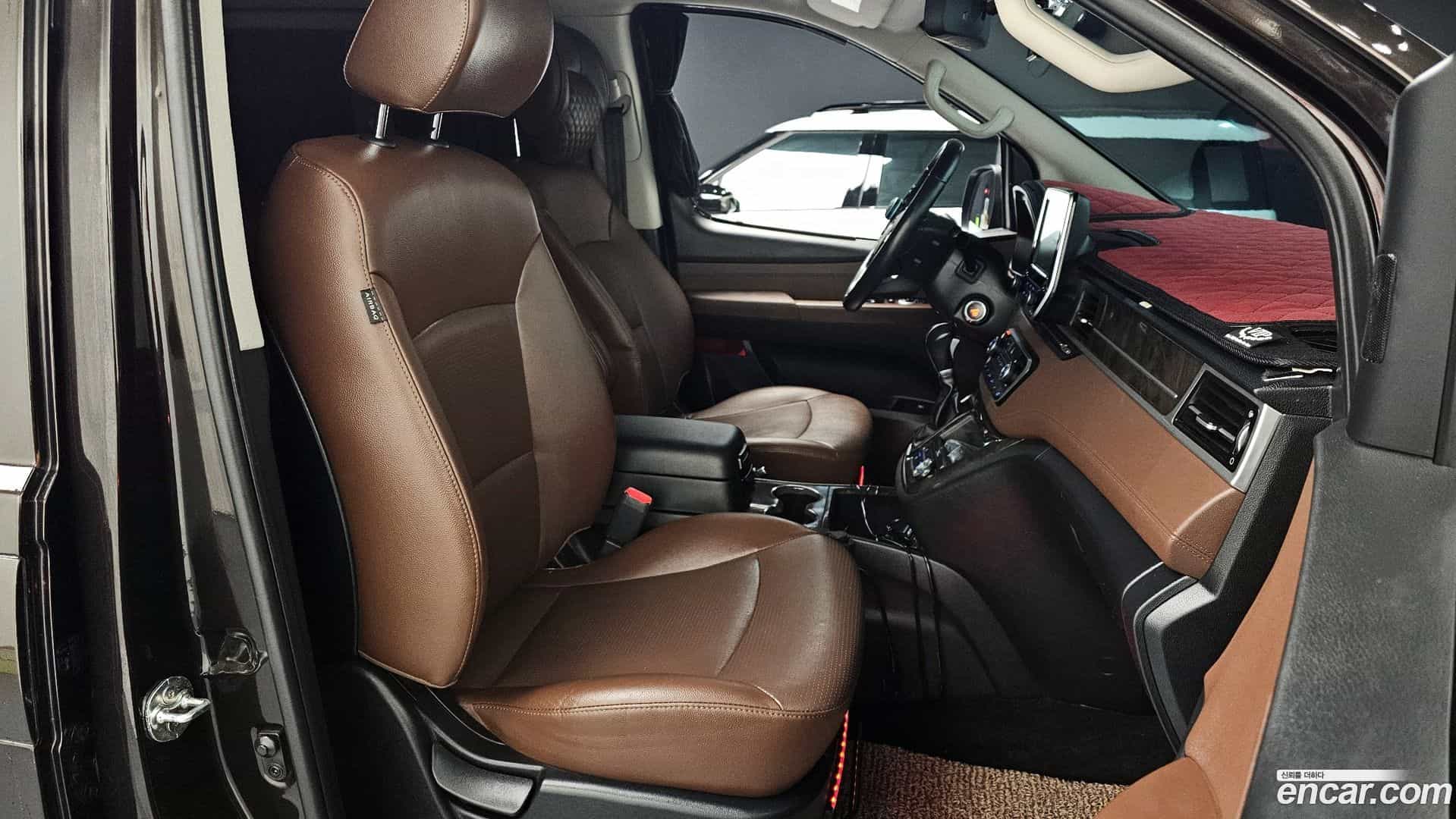 Starex Hyundai 2018.5-INNER-010