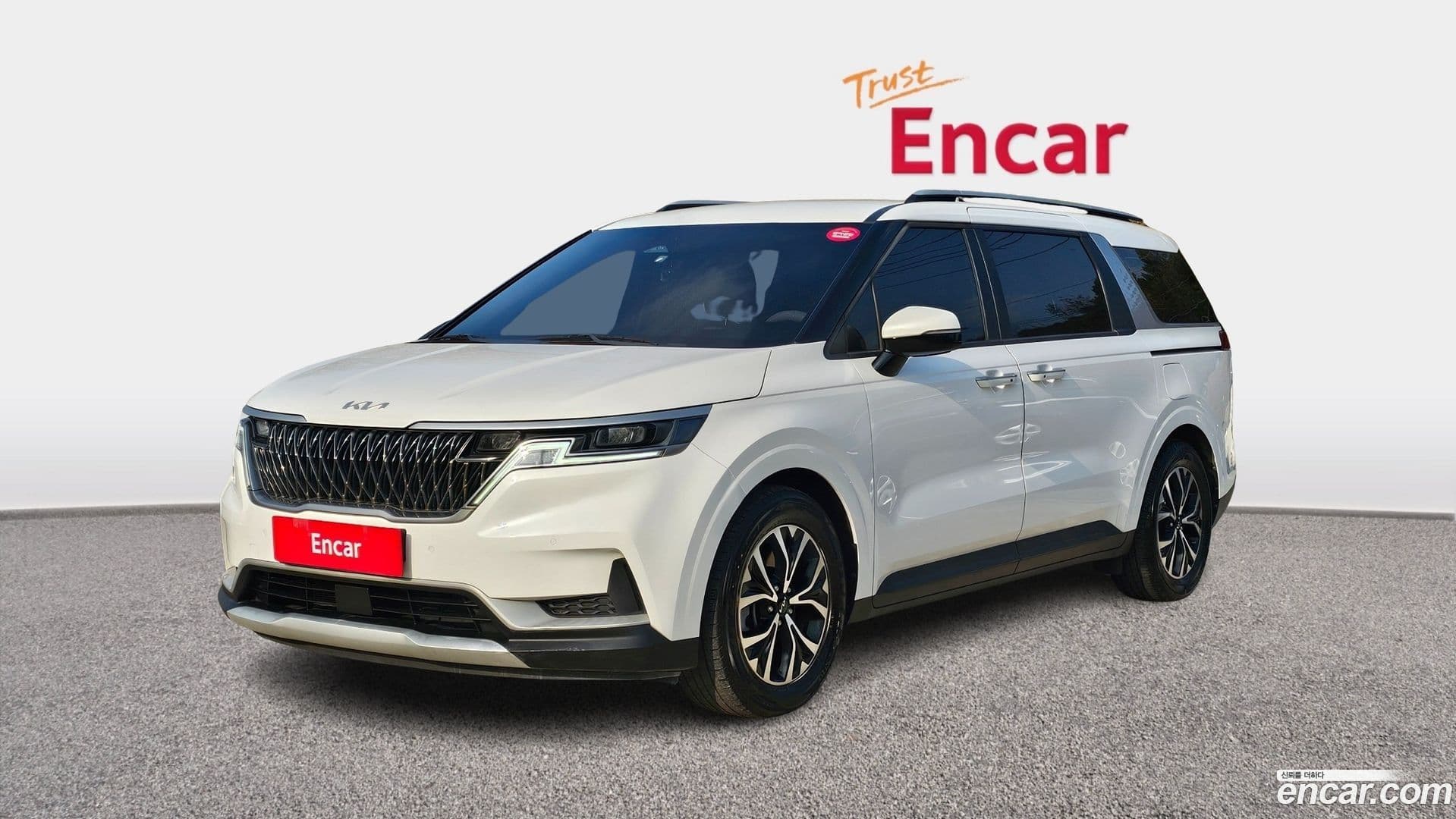 Main__Slider__Photo:Canival Kia 2021.6-0