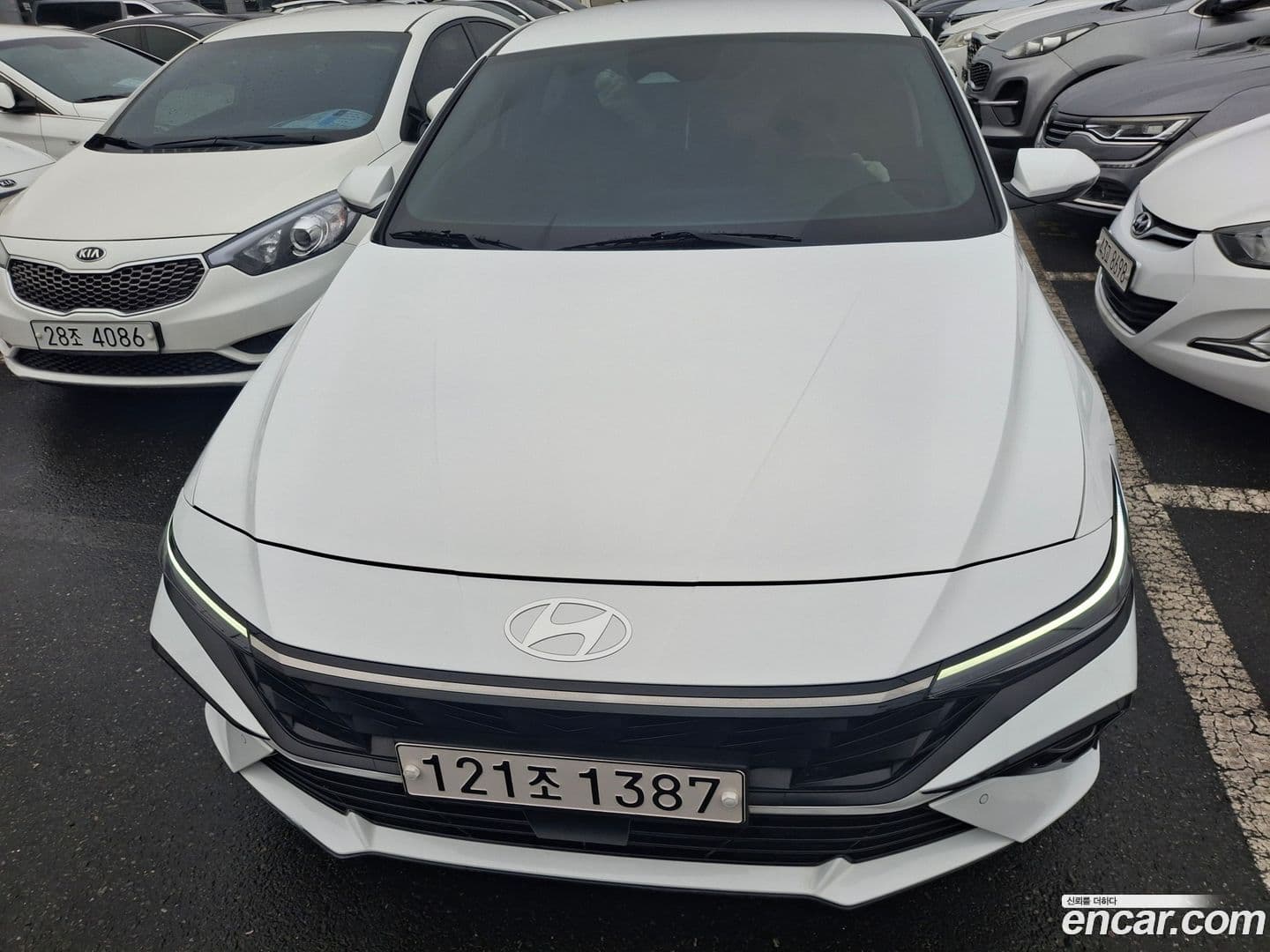 Main__Slider__Photo:AVANTE Hyundai 2024.3-0