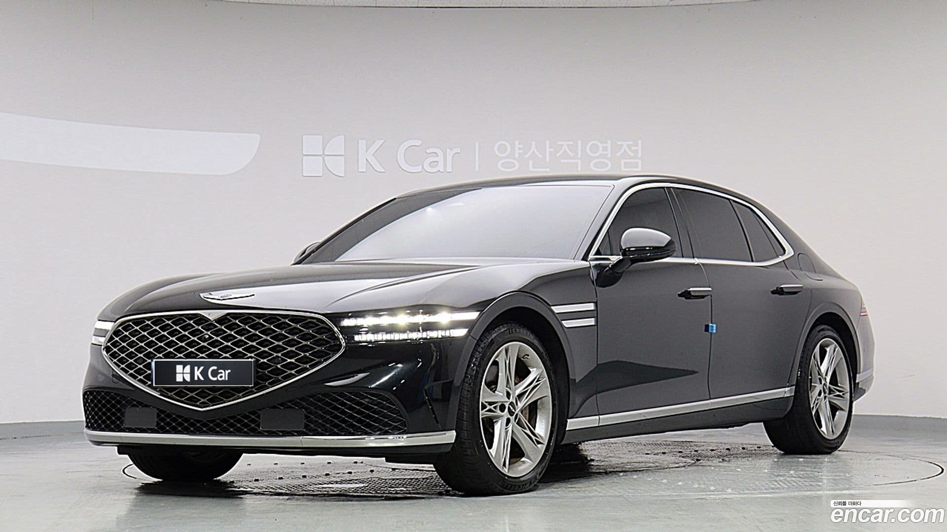 Main__Slider__Photo:G90 Genesis 2023.11-0