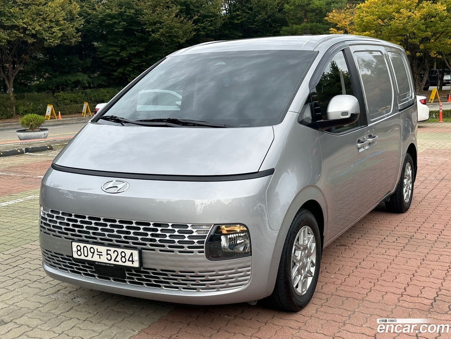 Main__Slider__Photo:Staria Hyundai 2023.8-0
