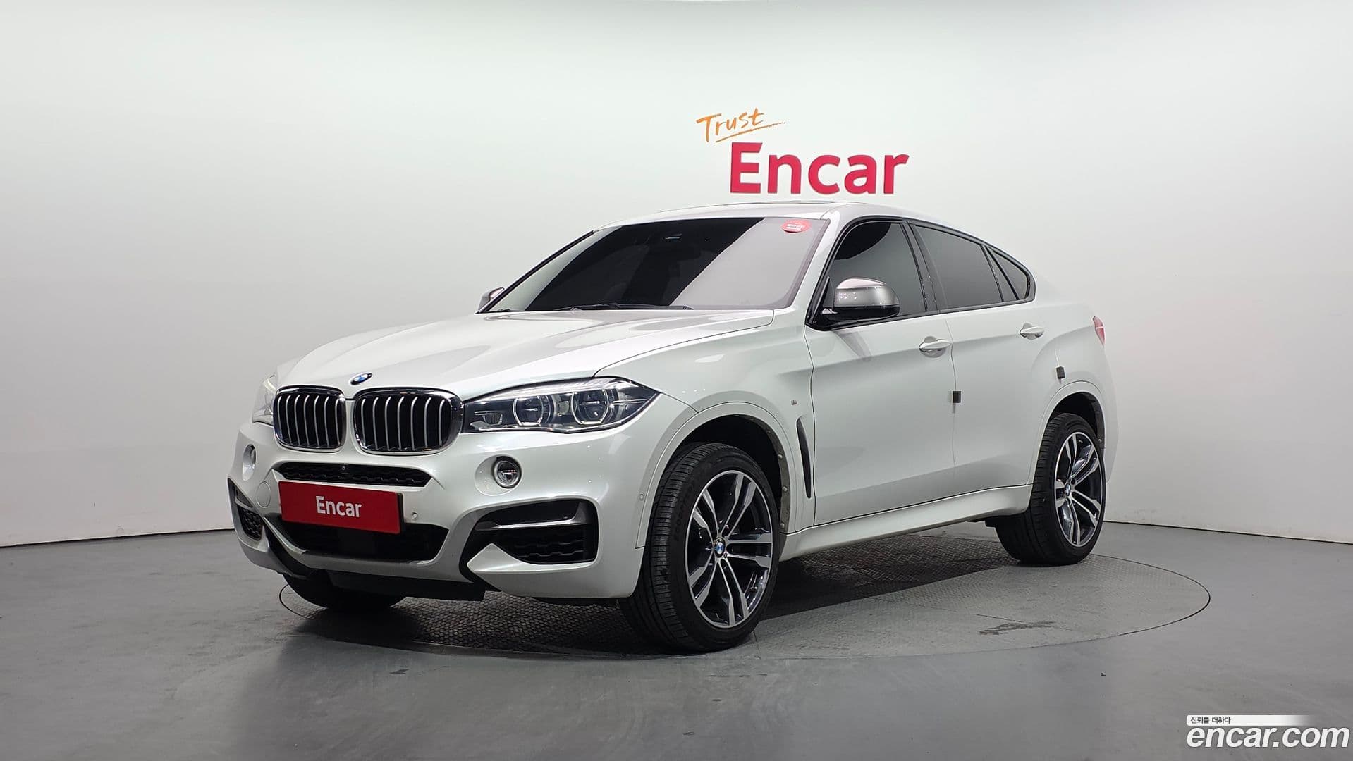 Main__Slider__Photo:X6 BMW 2018.11-0