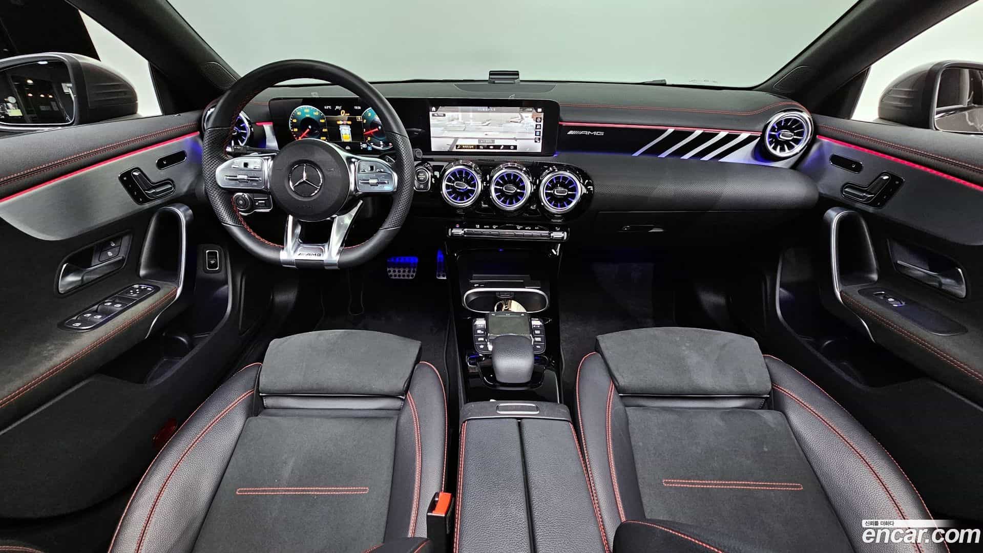 CLA-Class Mercedes-Benz 2022.2-INNER-007