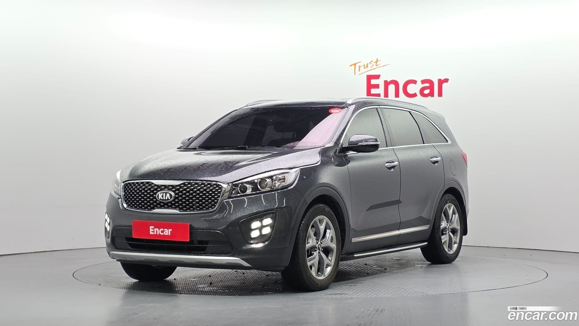 Main__Slider__Photo:Sorento Kia 2016.8-0