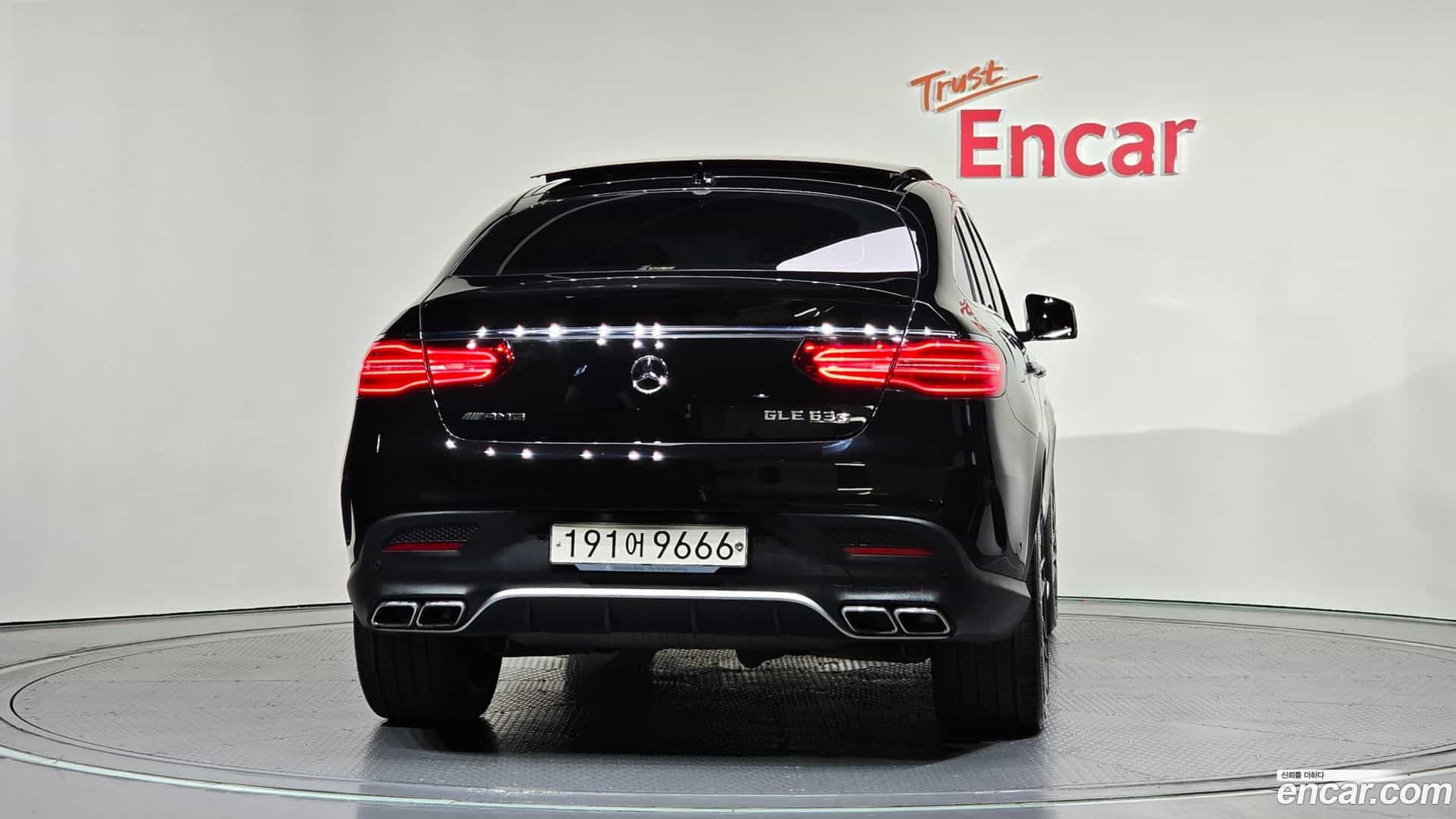 GLE-Class Mercedes-Benz 2019.11-OUTER-004