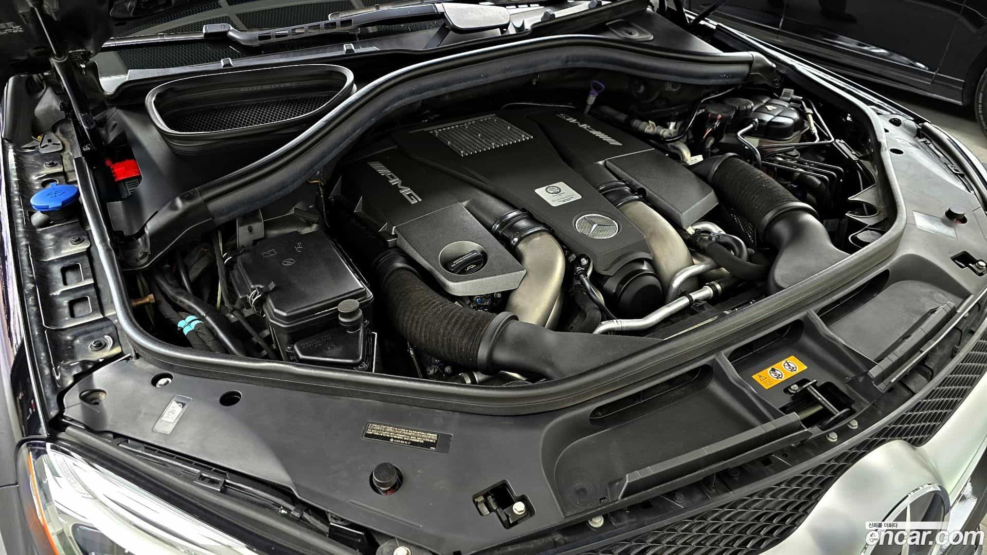 GLE-Class Mercedes-Benz 2019.11-INNER-006