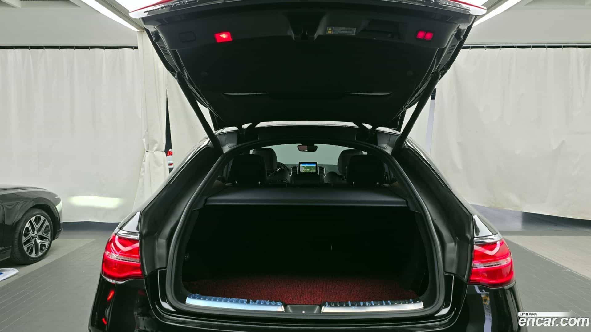 GLE-Class Mercedes-Benz 2019.11-OPTION-024